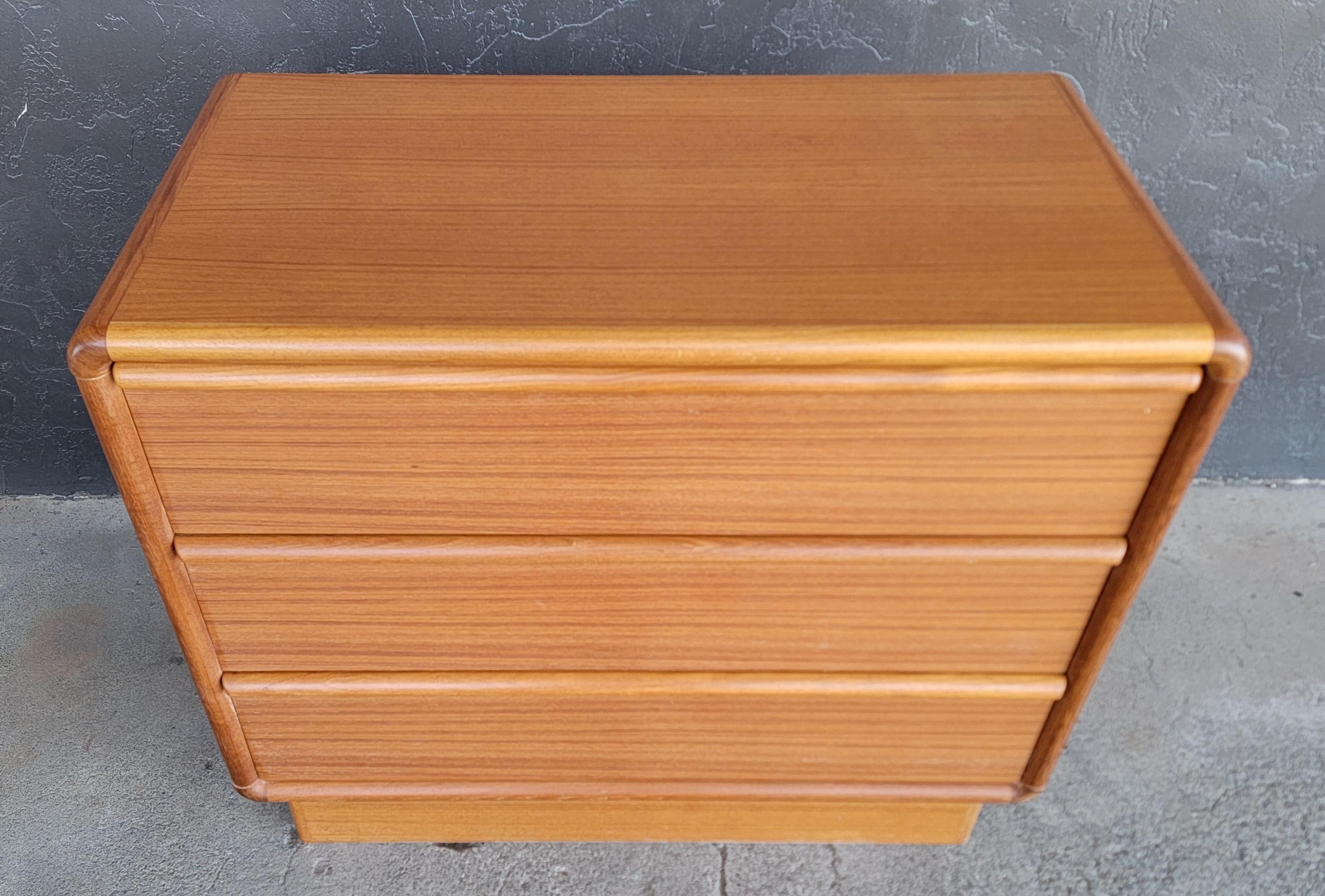 Kibaek Teak Danish Modern Dresser In Good Condition For Sale In Fulton, CA