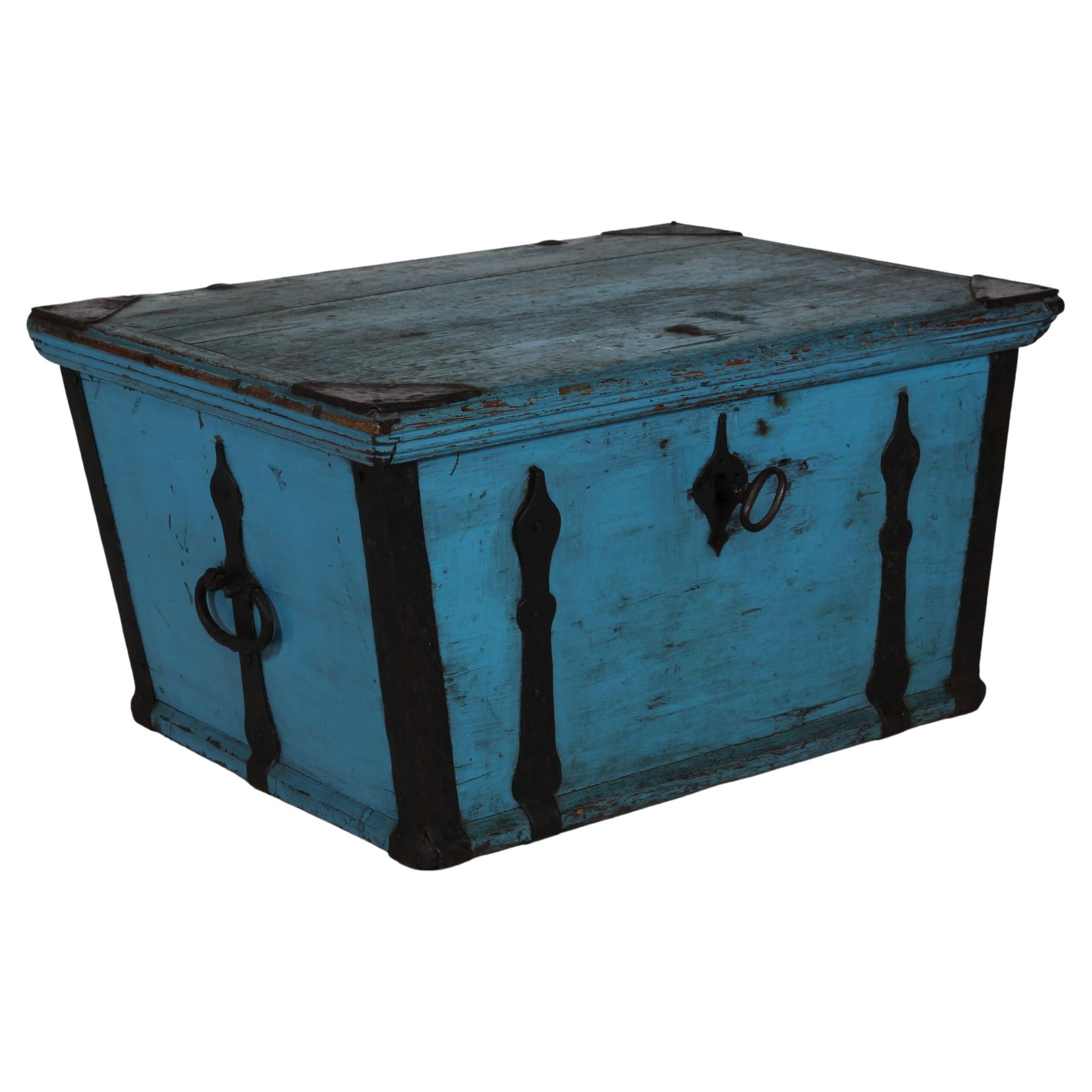 Kid Size Antique Swedish Campaign Chest with Patinated Blue Paint and Iron 1850s For Sale