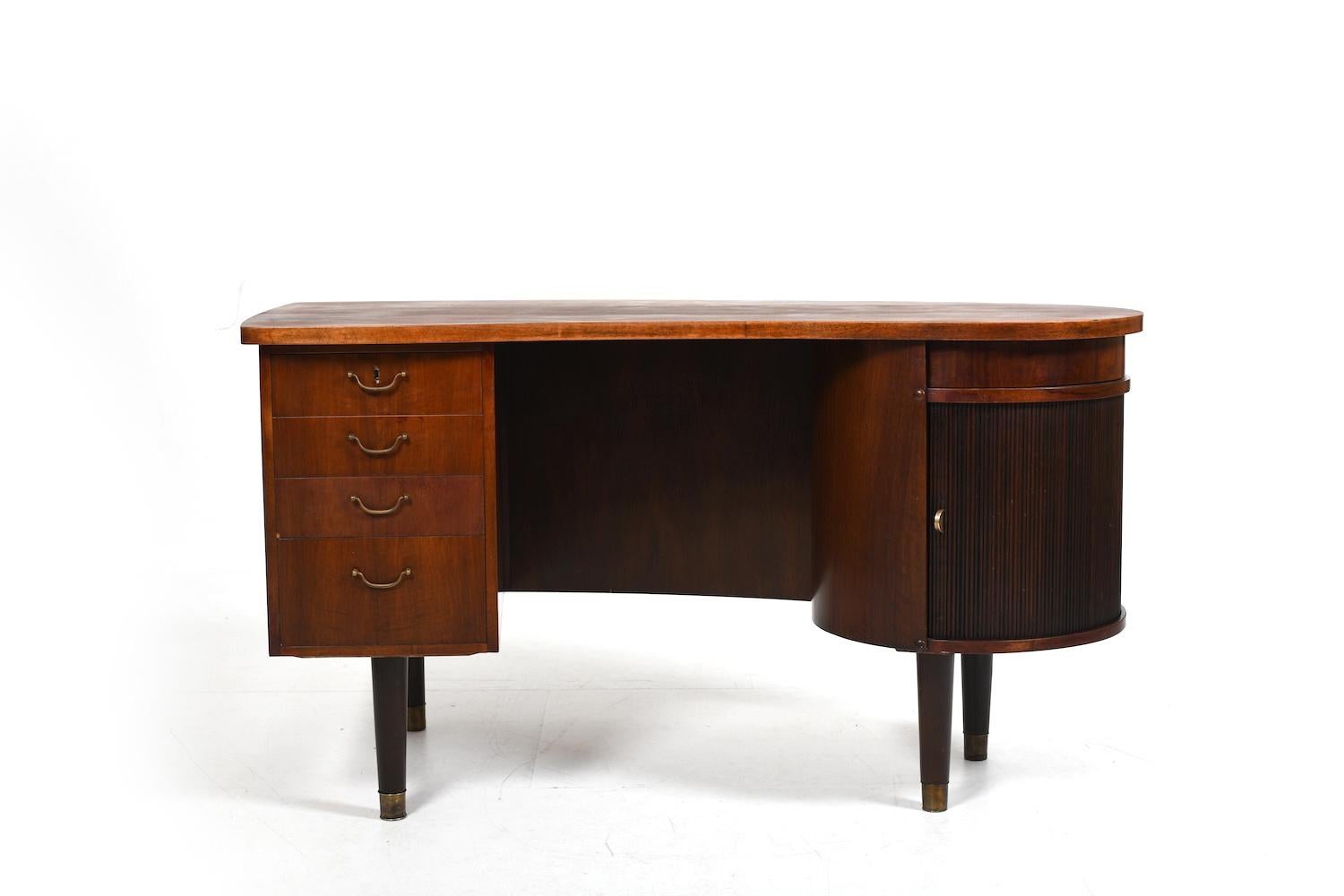 Scandinavian Modern Kidney Desk Model No. 54 by Feldballes Møbelfabrik 1950s