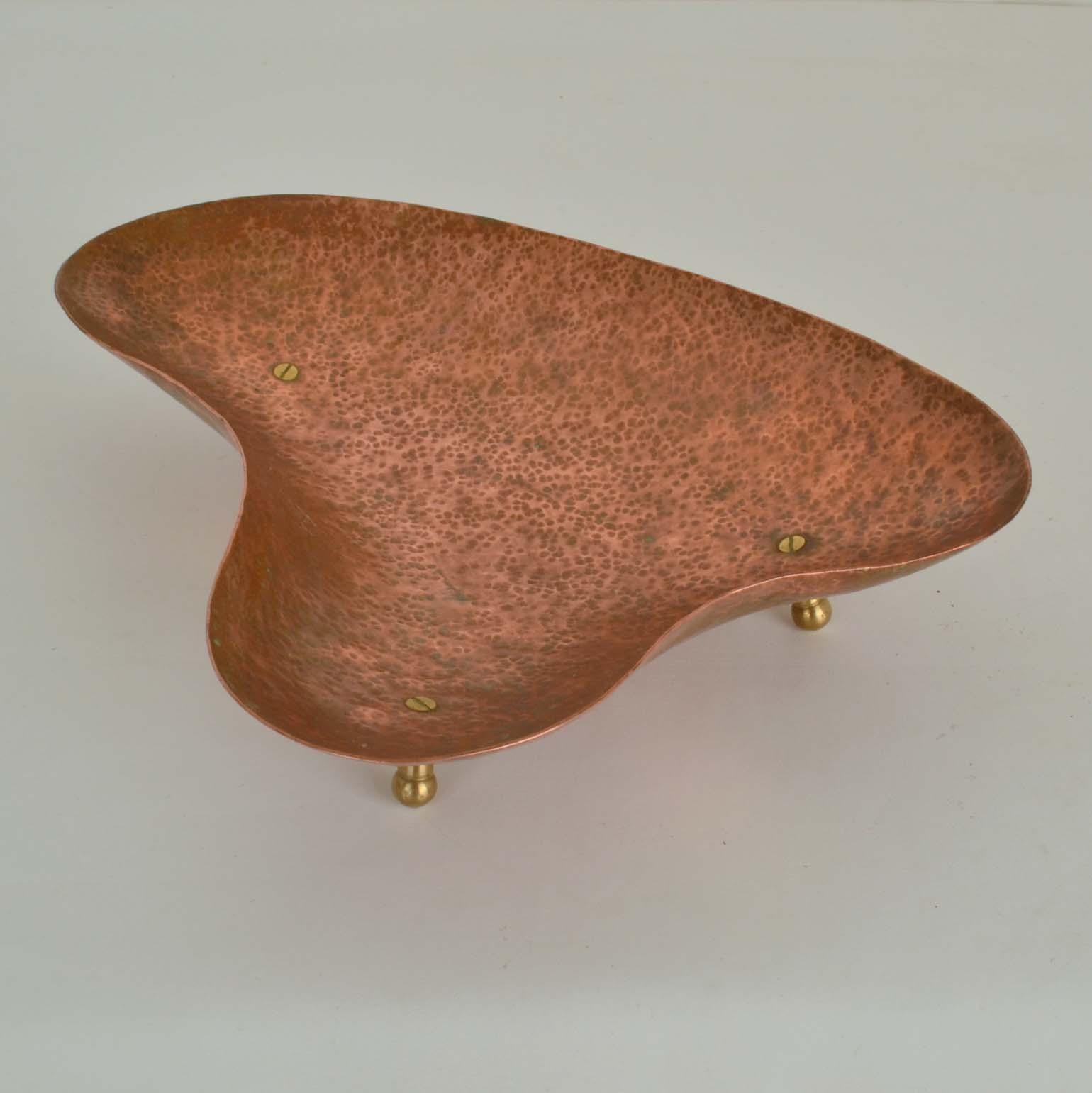 Kidney Shape Copper Decorative 1950's Bowl For Sale 5