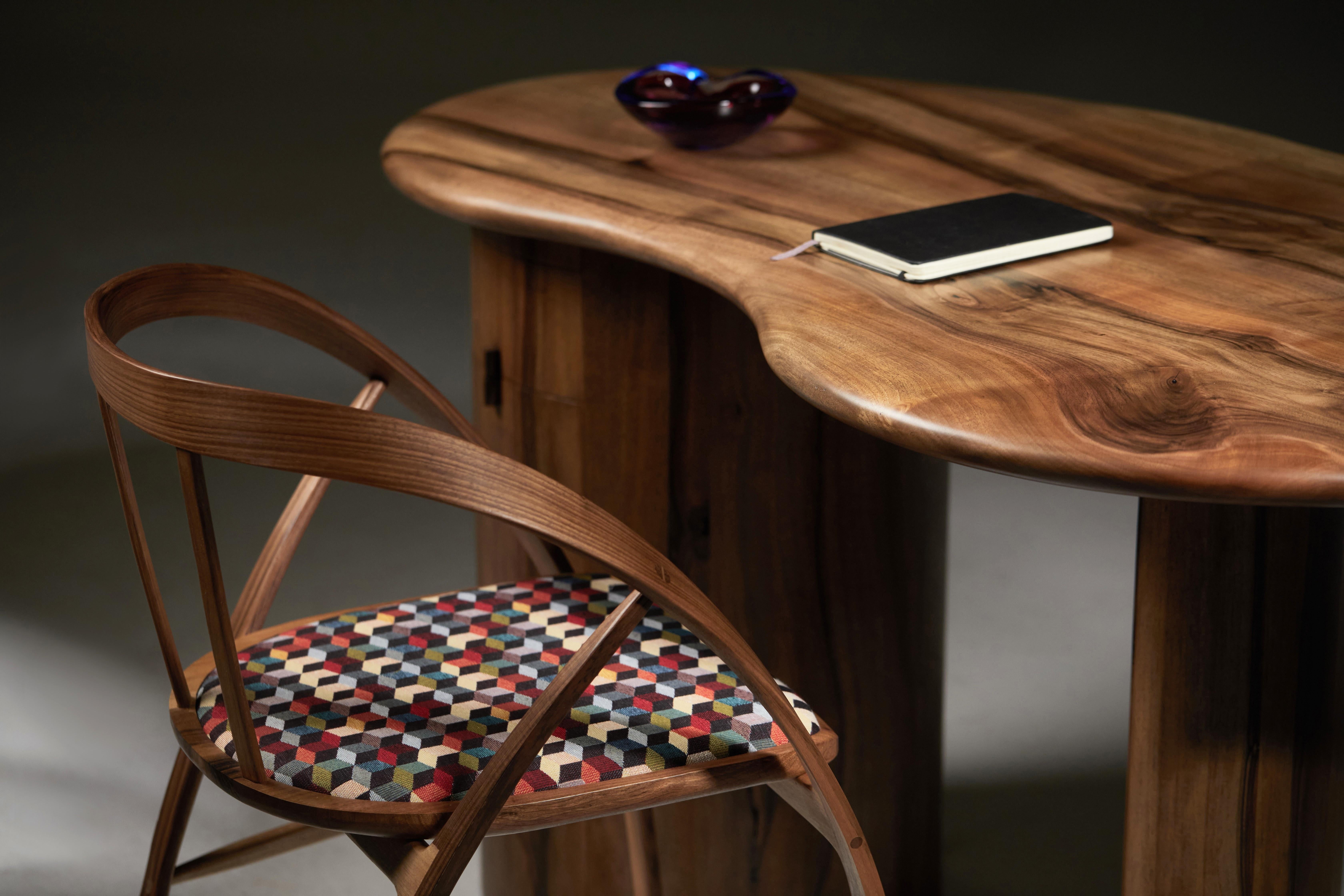 Kidney shaped desk with pebble edge top in European walnut by Jonathan Field For Sale 4