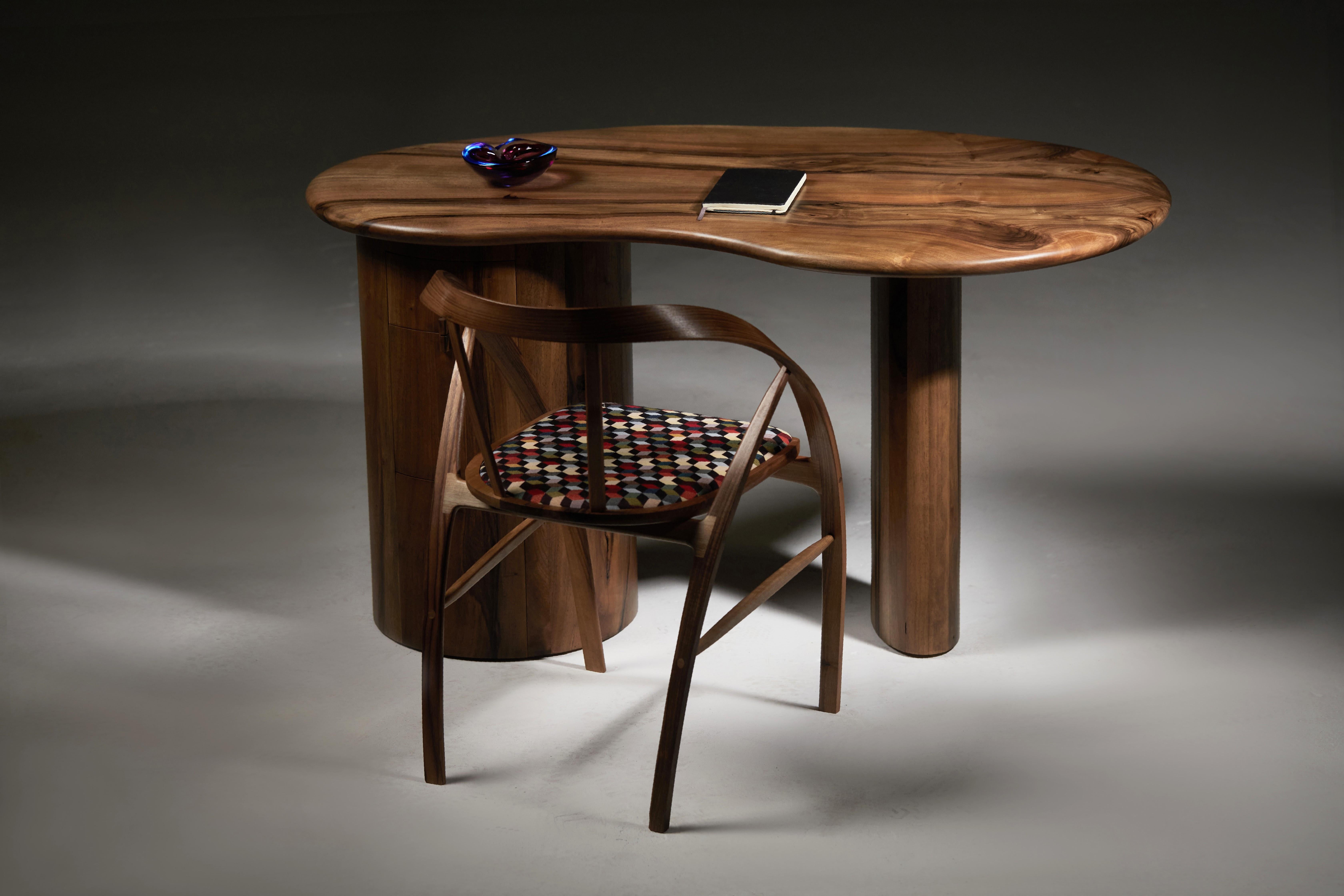 Kidney shaped desk with pebble edge top in European walnut by Jonathan Field For Sale 2