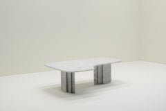 Kidney shaped marble coffee table, 1970s Italy.