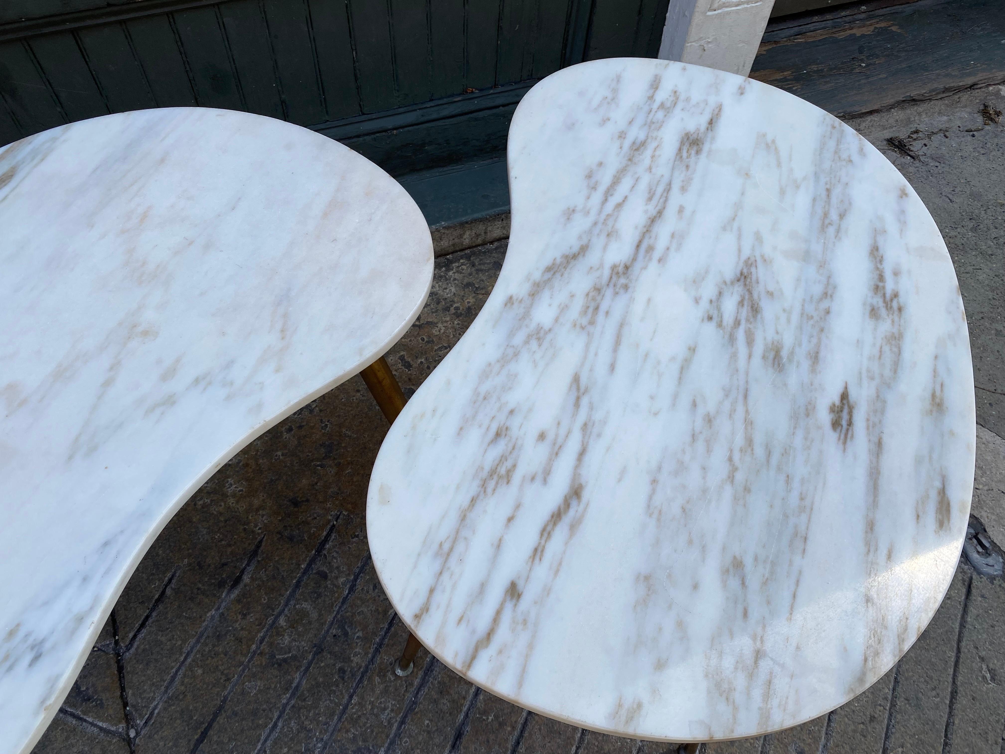 Kidney Shaped Marble Side Tables In Good Condition In Philadelphia, PA