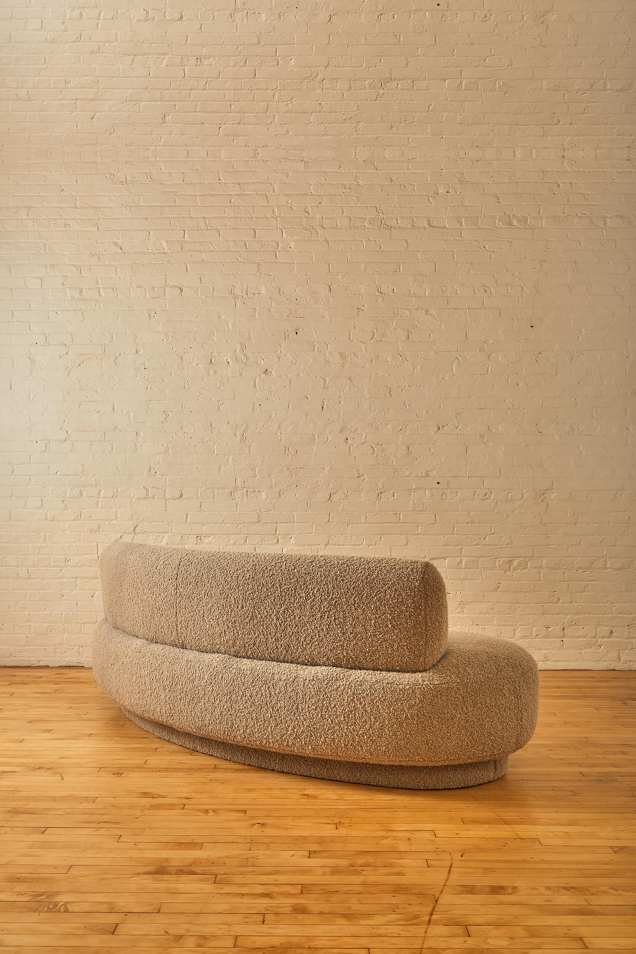 Kidney Sofa by Vladamir Kagan In Good Condition In Long Island City, NY