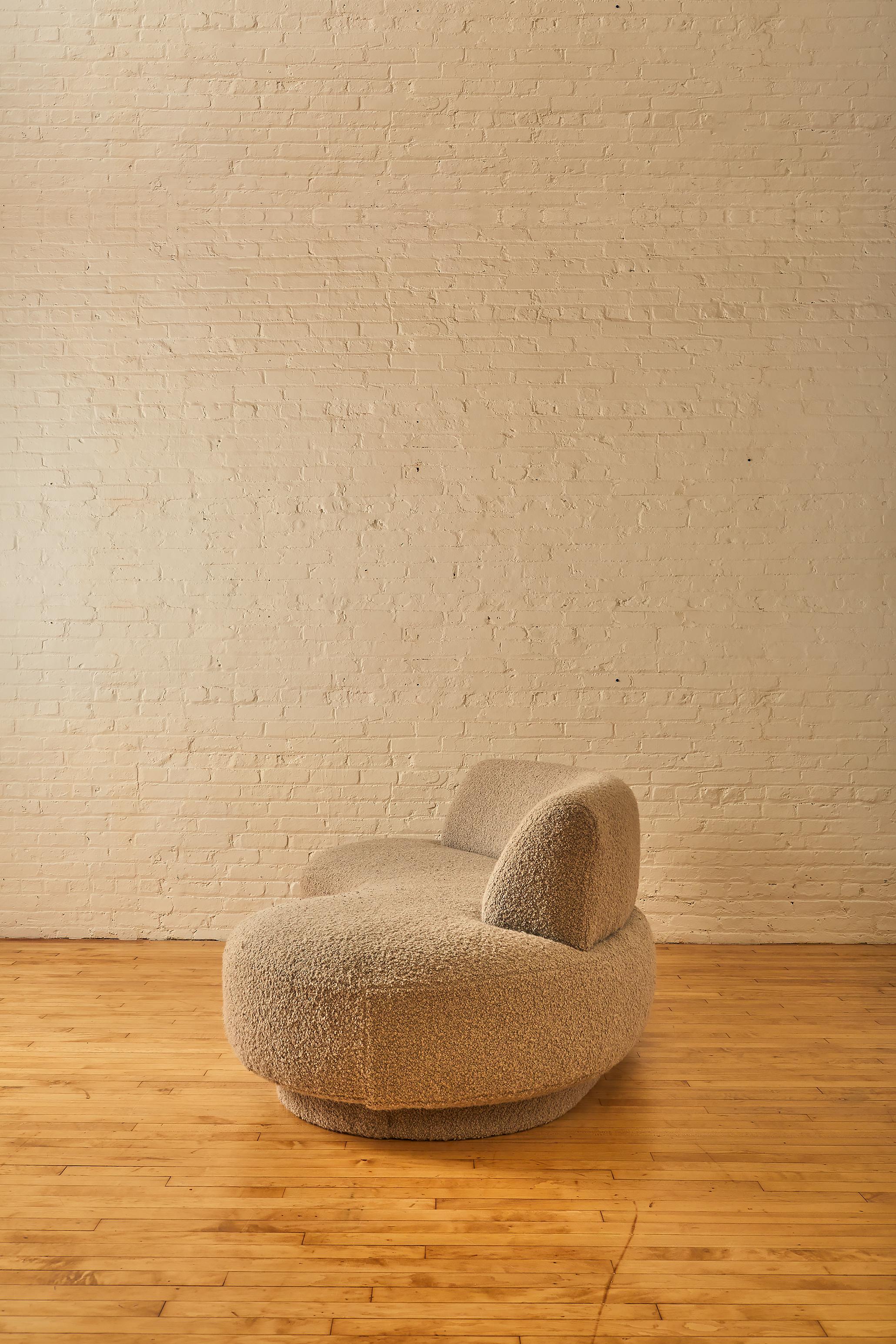 Kidney Sofa by Vladamir Kagan 1