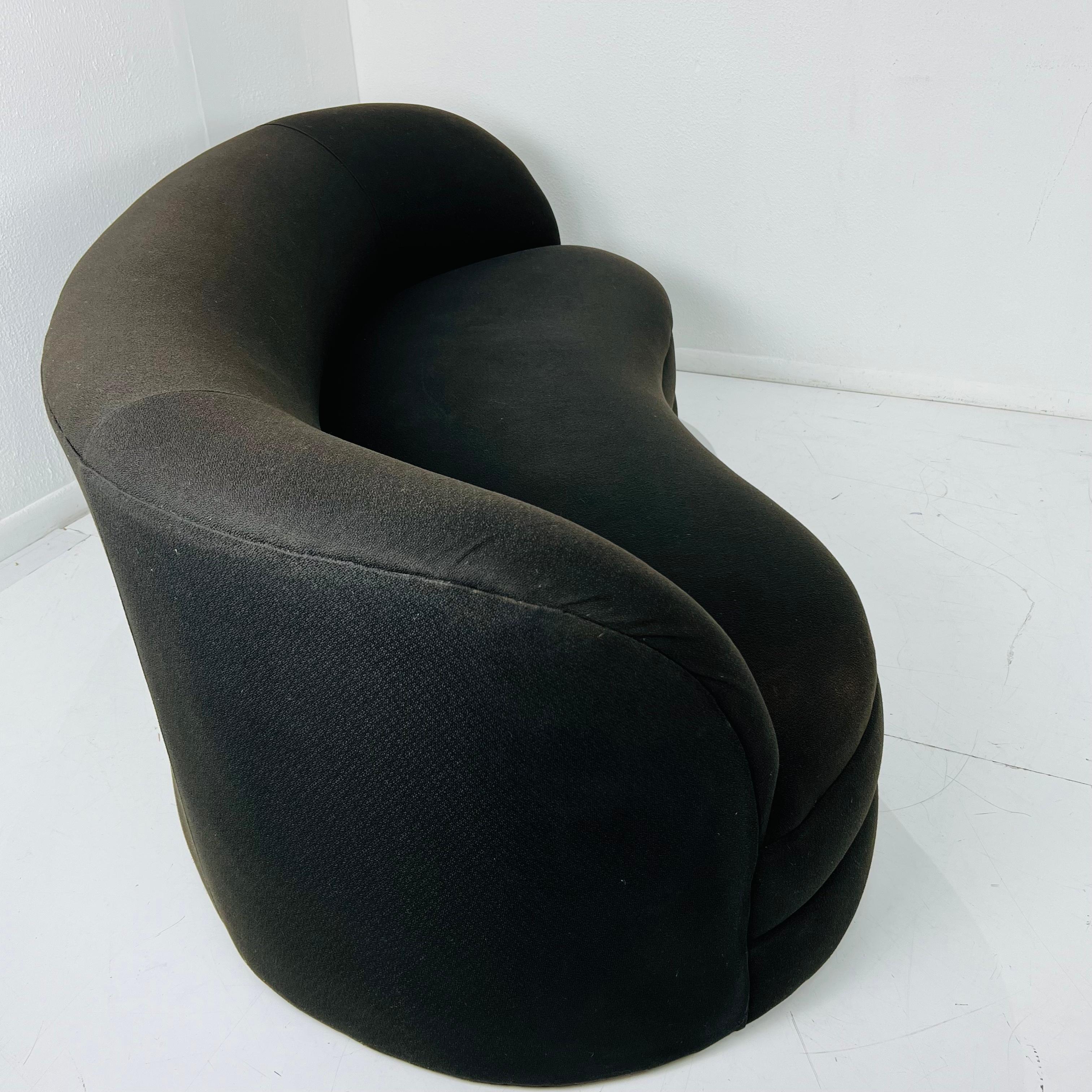 Kidney Sofa in the Style of Vladimir Kagan For Sale 3