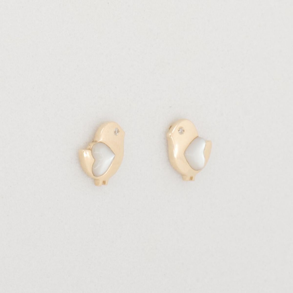Art Deco Kids Bird Mother of Pearl Diamond Studs Earrings in 4k Solid Gold (Certified) For Sale