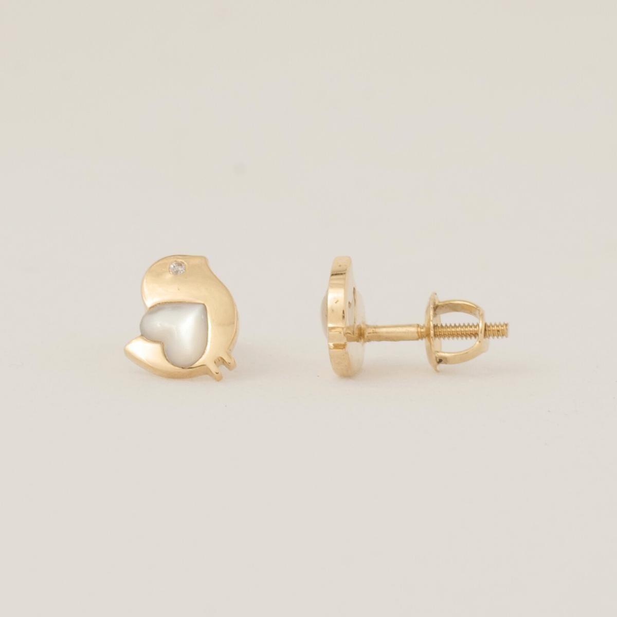 Kids Bird Mother of Pearl Diamond Studs Earrings in 4k Solid Gold (Certified) In New Condition For Sale In New Delhi, DL