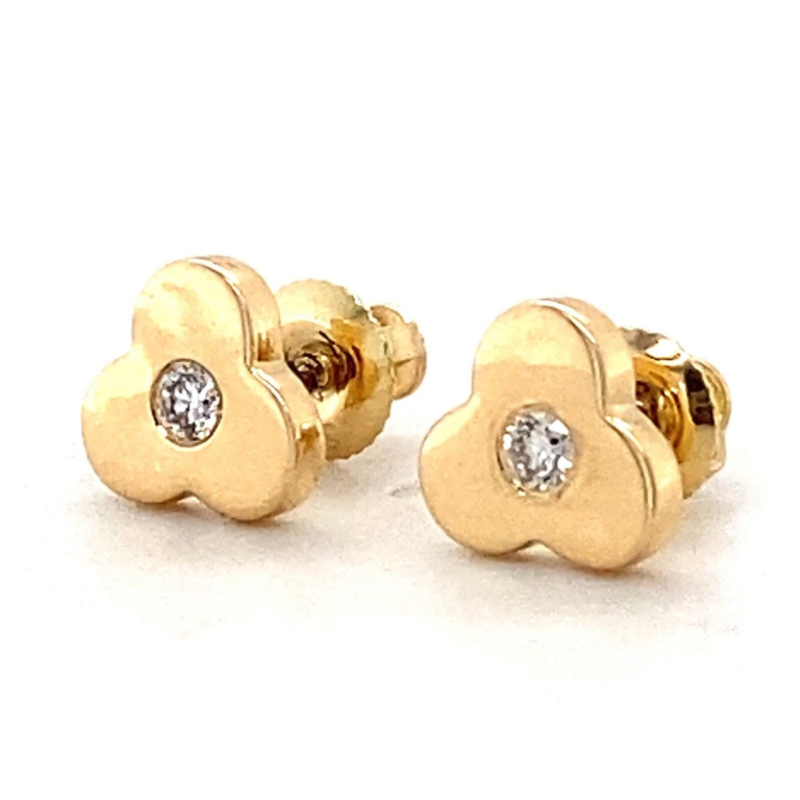Kids Blossom Diamond Stud Earrings in 14K Solid Gold (Certified) In New Condition For Sale In New Delhi, DL
