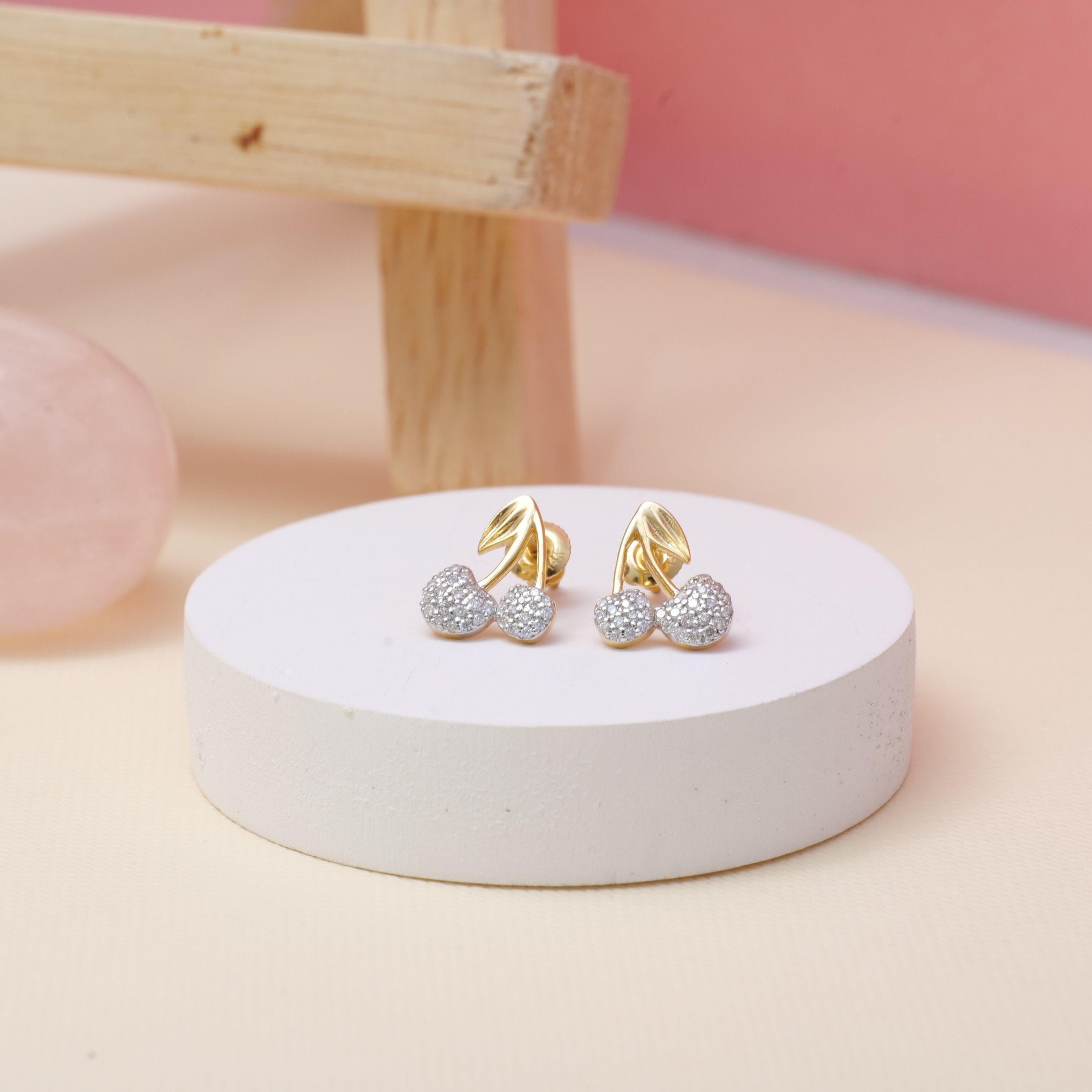 Pendientes infantiles de diamantes cereza en oro macizo de 14 quilates (certificados) Art Decó en venta