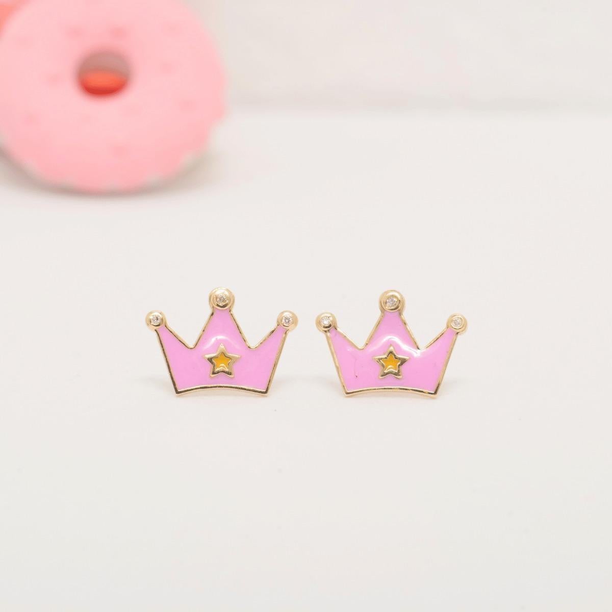 Kids Crown Diamond Stud Earrings in 14k Solid Gold (Certified) In New Condition For Sale In New Delhi, DL