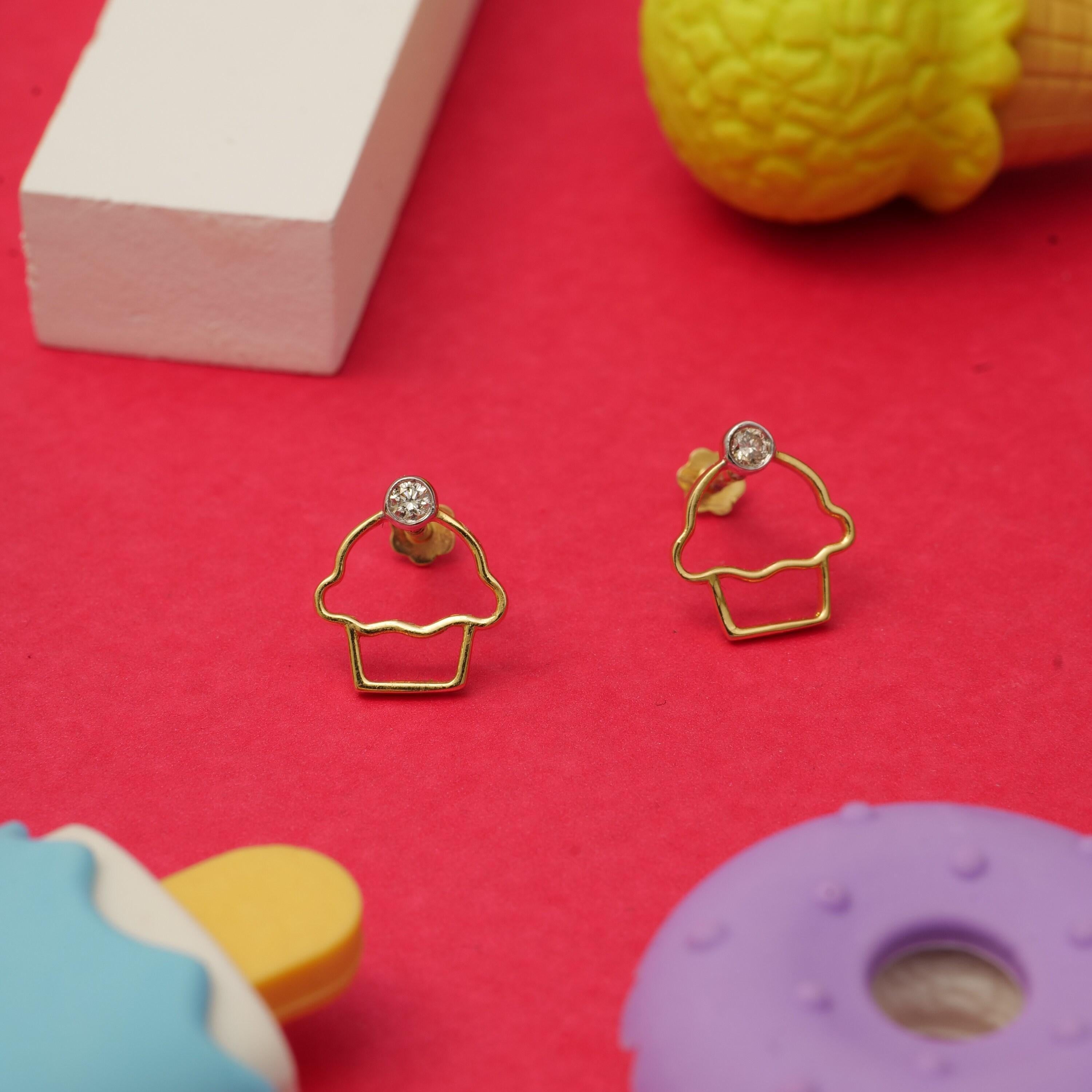 Taille ronde Boucles d'oreilles cupcake en or massif 14K (certifié) en vente