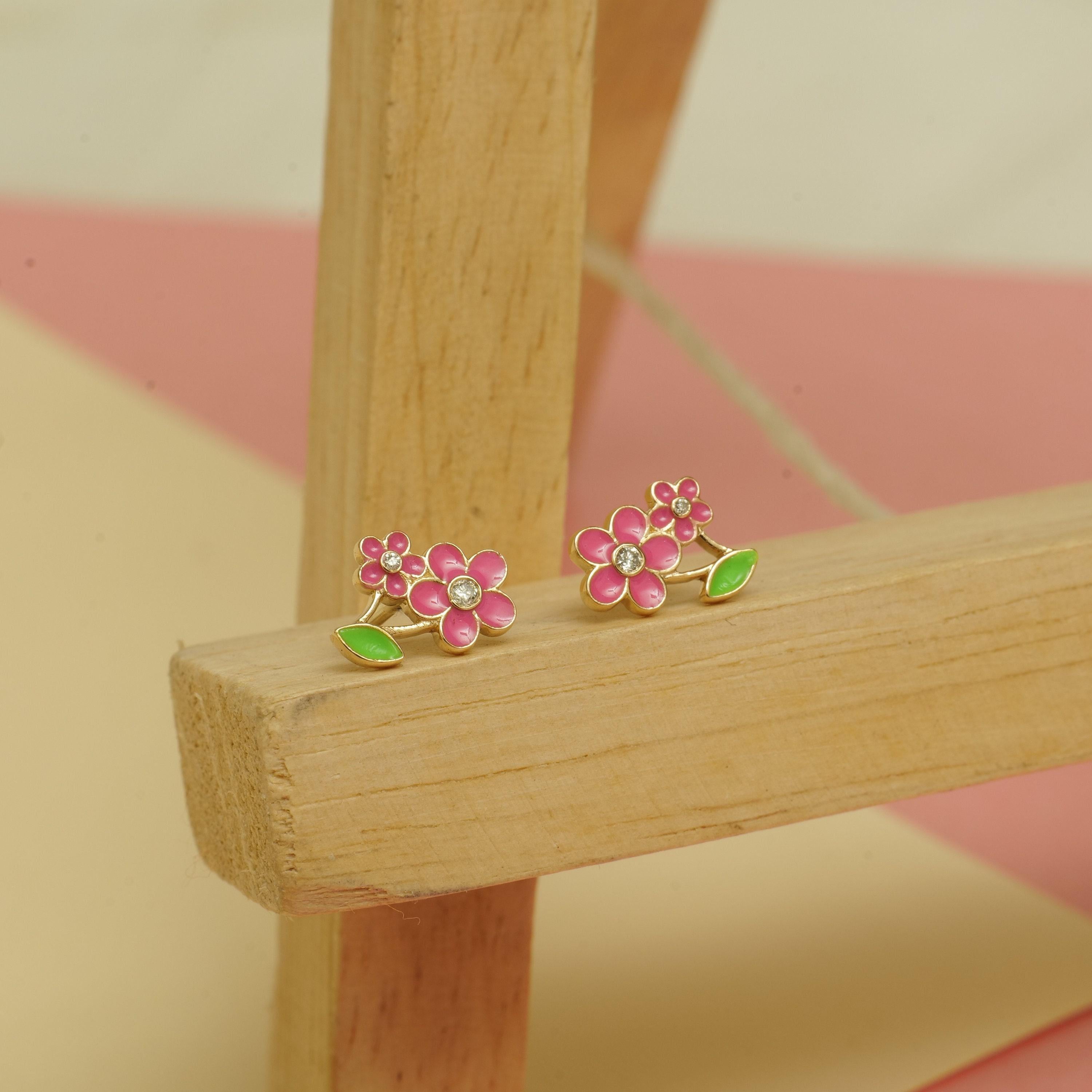 Kinder Blumenblatt-Diamant-Ohrstecker aus 14k massivem Gold (zertifiziert) (Art déco) im Angebot