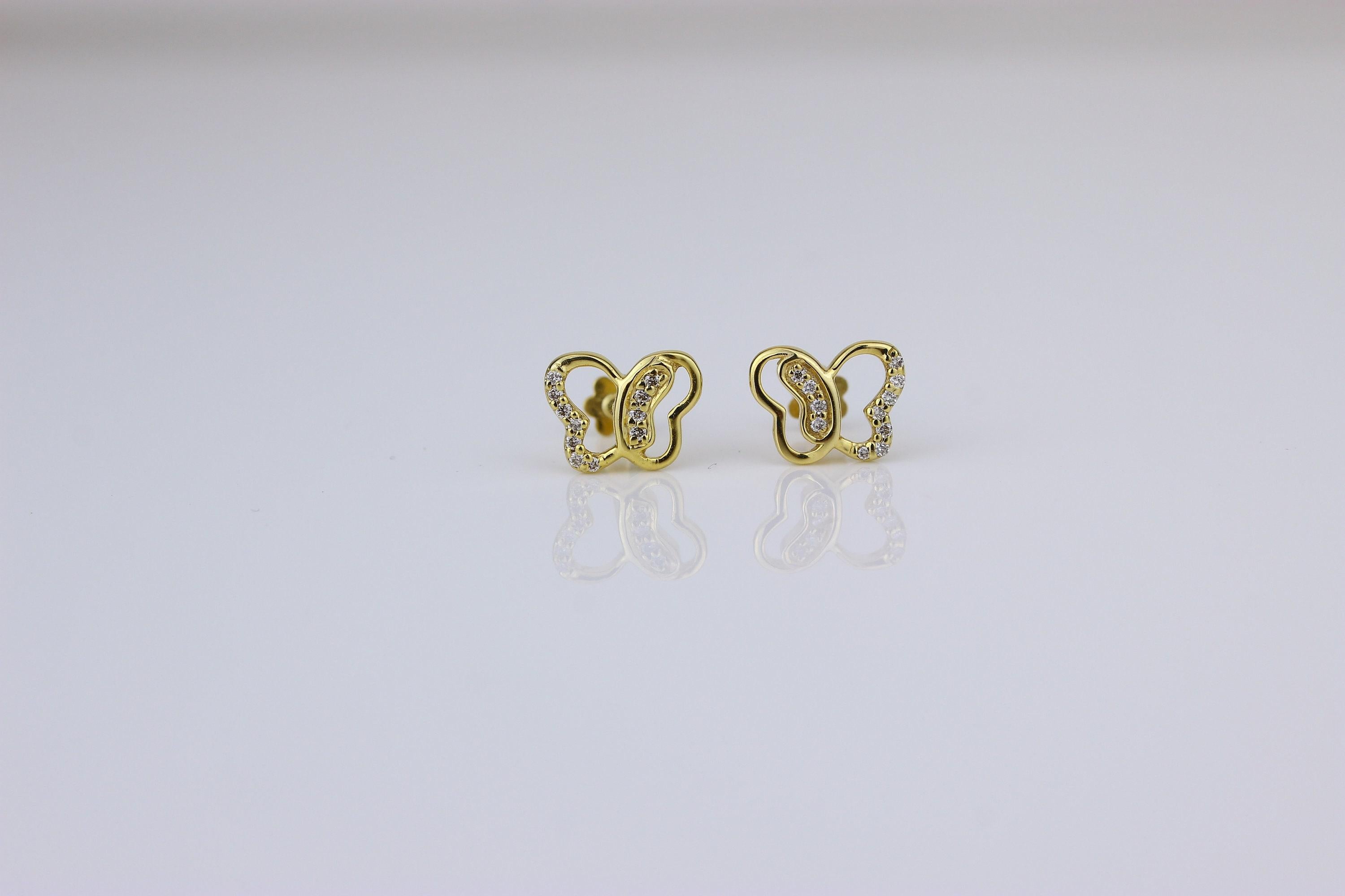 Round Cut Kids Petite Butterfly Diamond Stud Earrings in 14K Solid Gold (Certified) For Sale