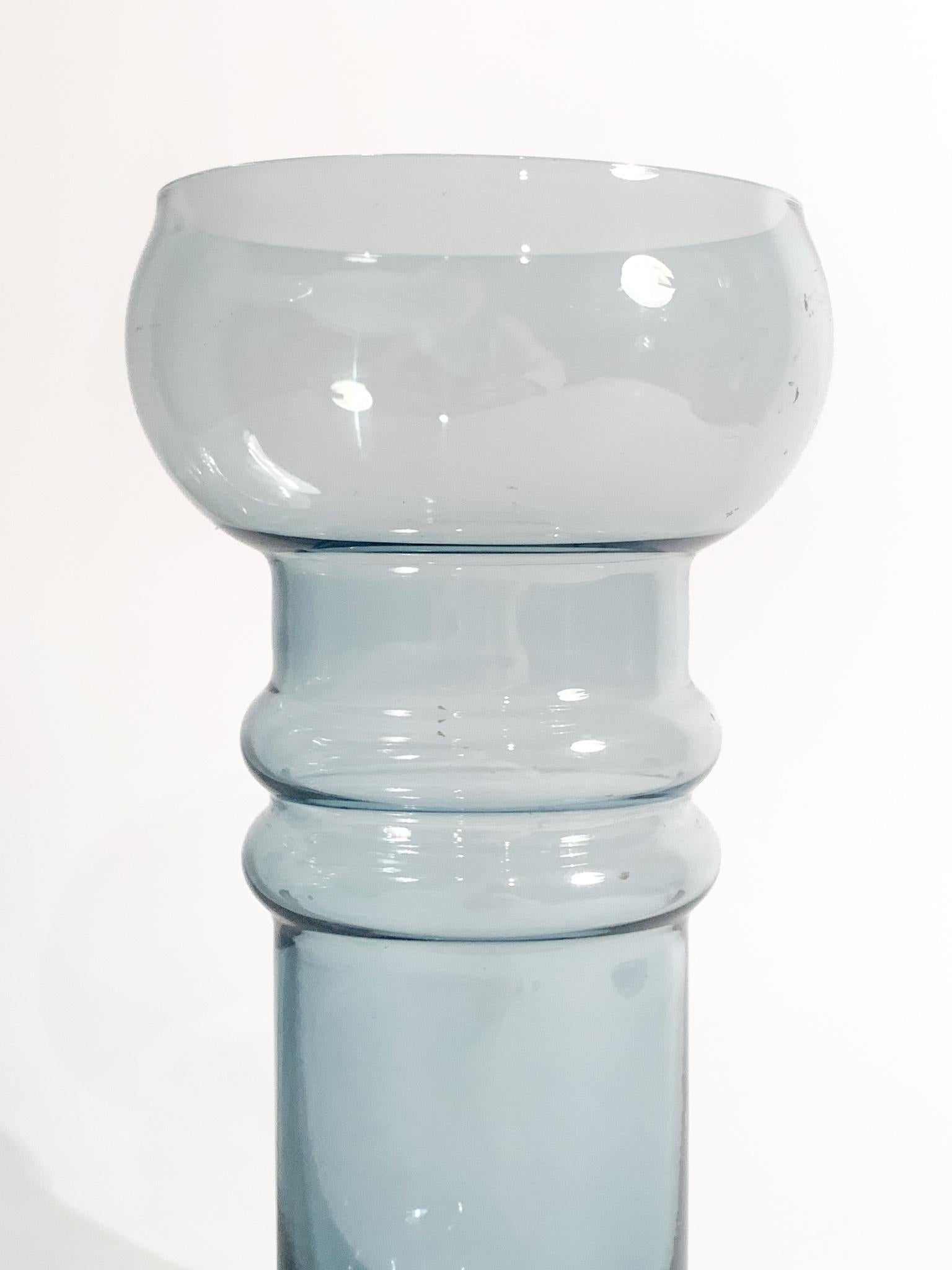 'Kielo' Vase in Finnish Glass Designed by Tamara Aladin for Riihimäki 1960s In Good Condition For Sale In Milano, MI