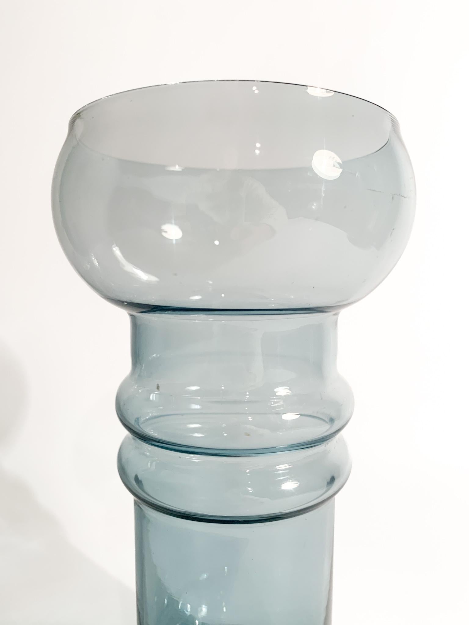 'Kielo' Vase in Finnish Glass Designed by Tamara Aladin for Riihimäki 1960s For Sale 2