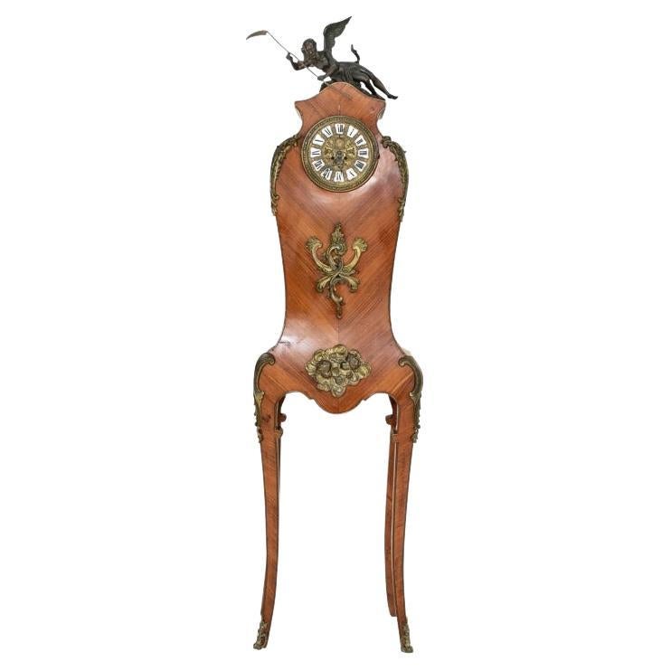 Kienzle Clocks Works Orologio a cassa alta in stile Luigi XV con piano figurato in bronzo