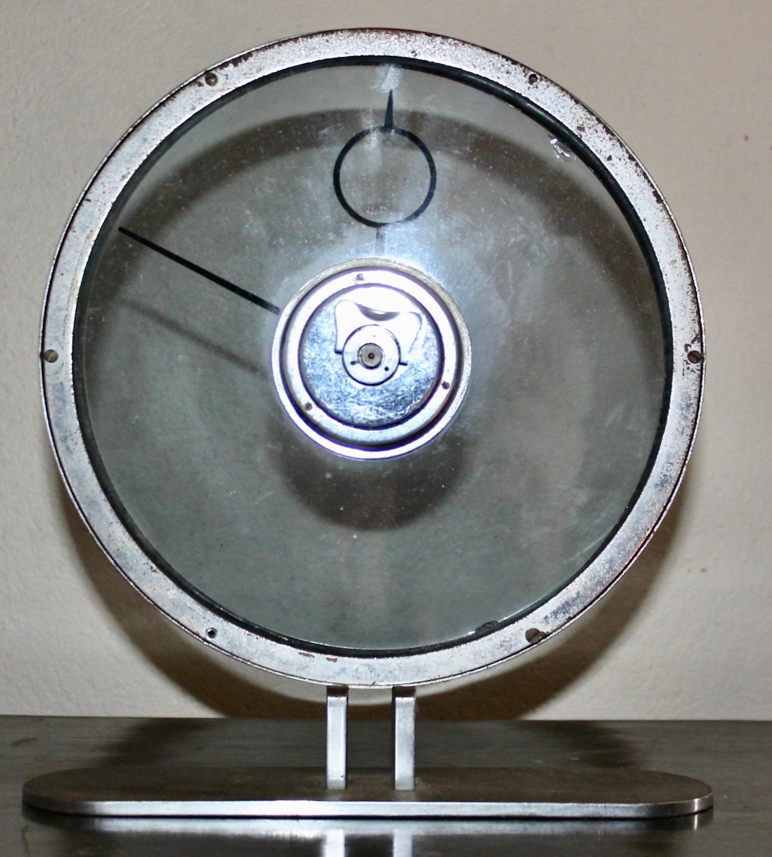 Kienzle, Heinrich Moller per Kienzle 1932 Orologio da tavolo dell'era Bauhaus in vendita 3