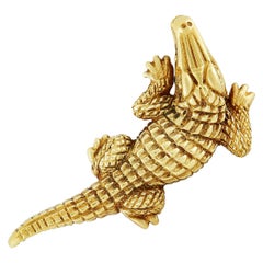 Kieselstein-Cord 18 Karat Yellow Gold Alligator Brooch