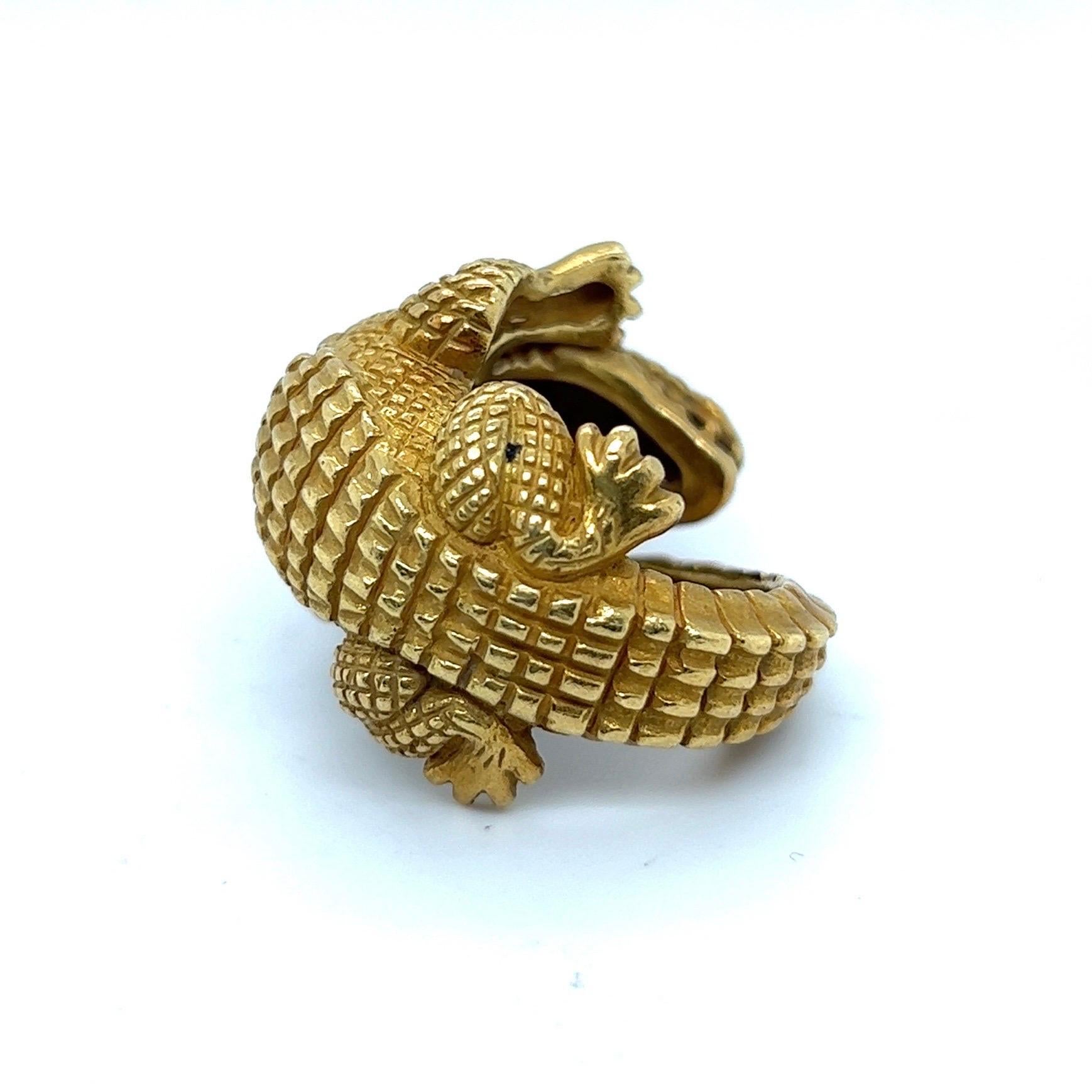 Kieselstein-Cord 18 Karat Yellow Gold Alligator Ring, 1988 In Good Condition For Sale In Zurich, CH