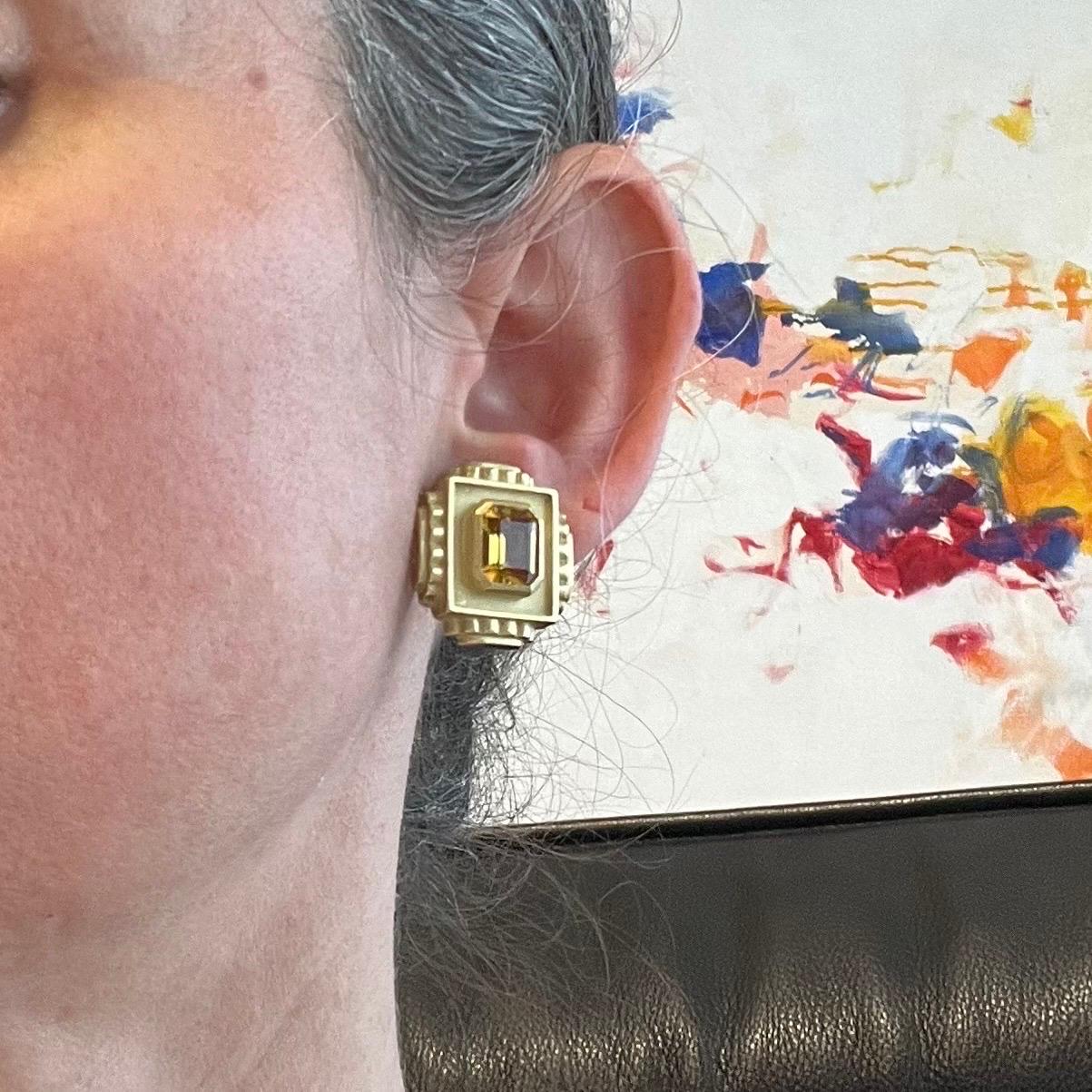 Octagon Cut Kieselstein-Cord 18 Karat Yellow Gold and Golden Beryl Earrings, 1995 For Sale