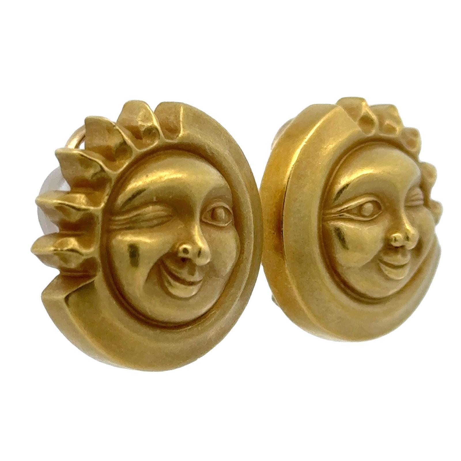 Modern Kieselstein-Cord 18 Karat Yellow Gold Moon and Sun Earclip Earrings Vintage For Sale