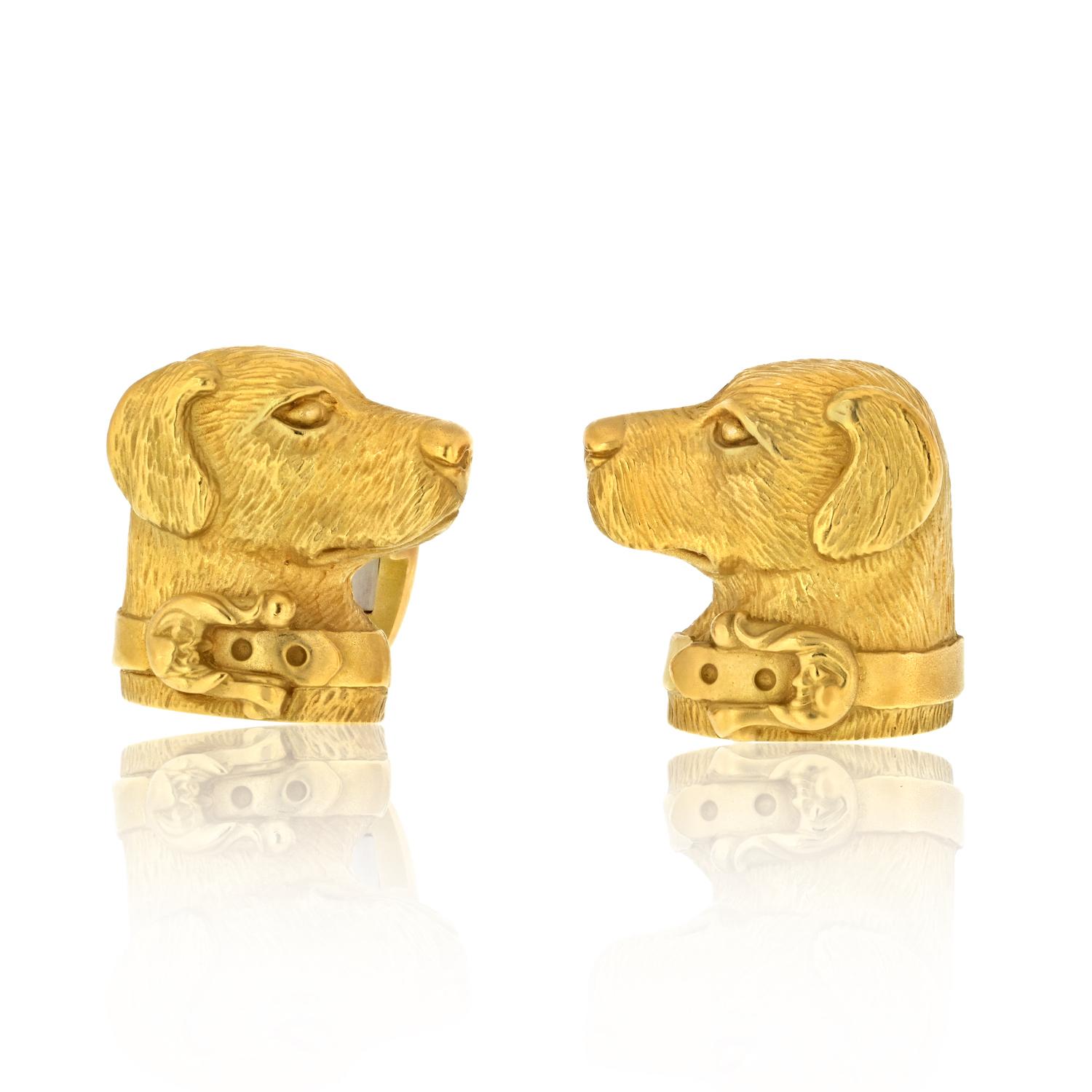 These exquisite Kieselstein-Cord cufflinks portray Labrador dogs adorned with elegant collars, skillfully crafted in textured 18k yellow gold. Created in the United States around 1989, these cufflinks showcase meticulous detailing and a touch of