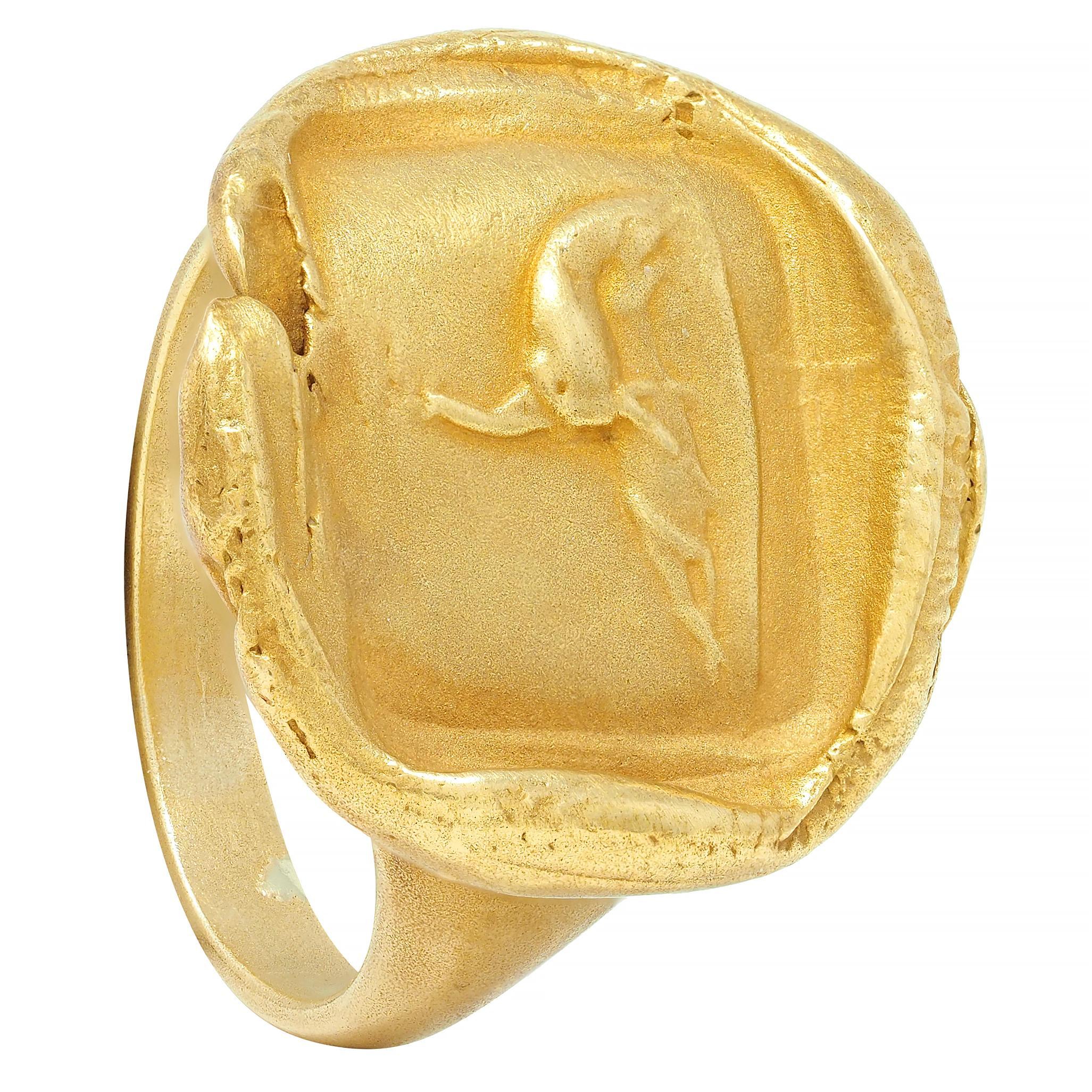Kieselstein-Cord 18K Yellow Gold Abstrac Animal Intaglio Vintage Signet Ring For Sale 7