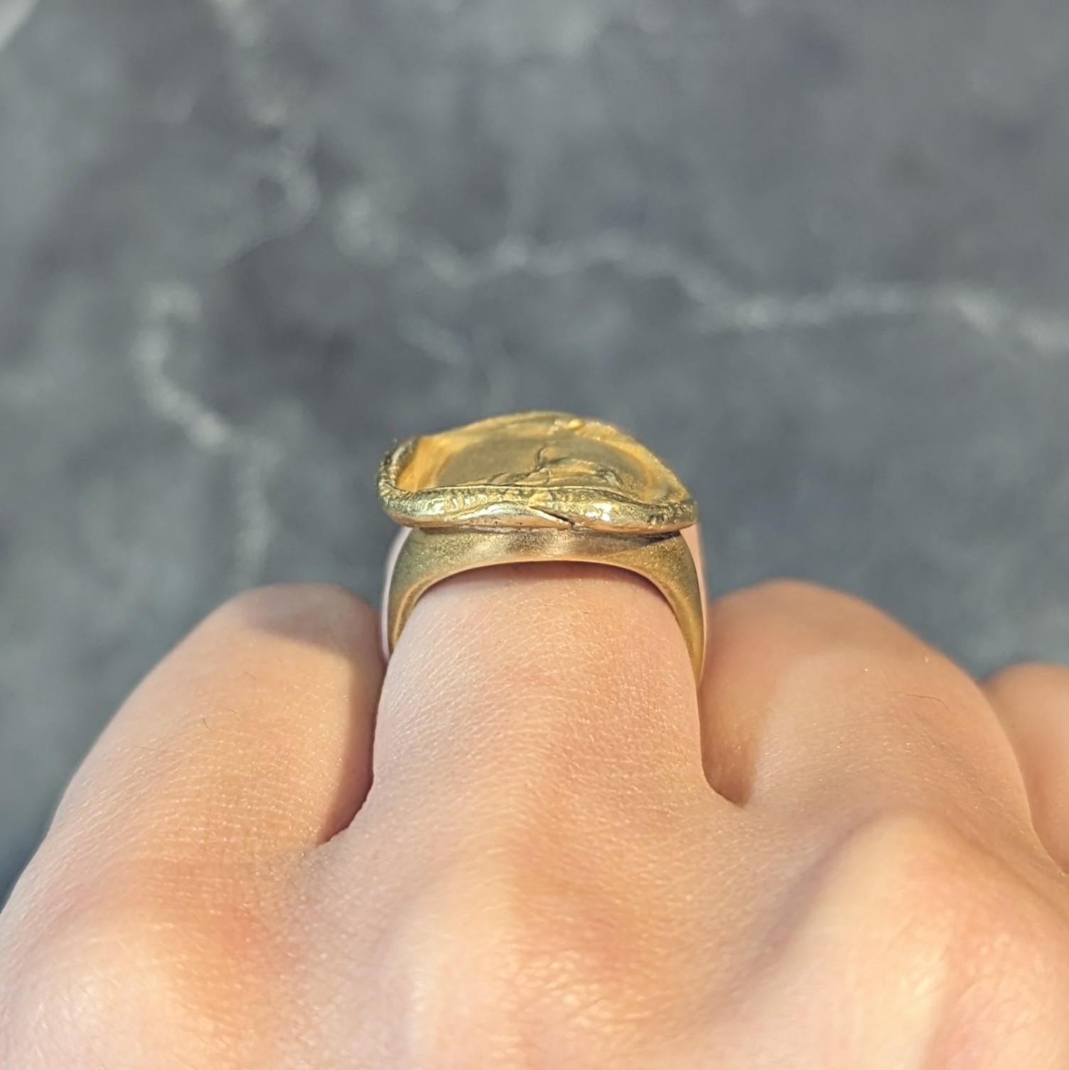 Kieselstein-Cord 18K Yellow Gold Abstrac Animal Intaglio Vintage Signet Ring For Sale 9