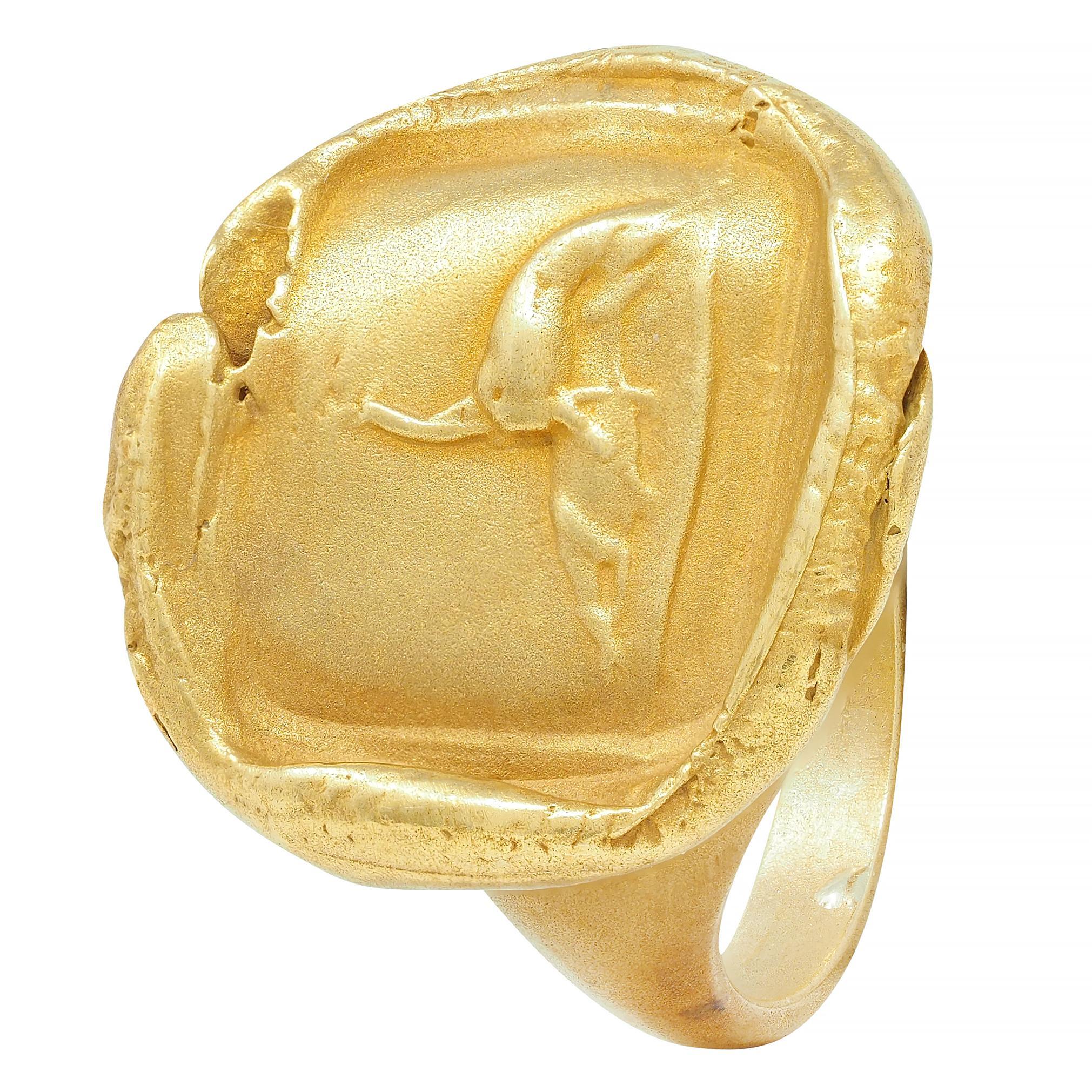 Kieselstein-Cord 18K Yellow Gold Abstrac Animal Intaglio Vintage Signet Ring For Sale 4