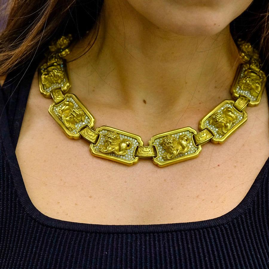 Kieselstein Cord 18K Yellow Gold Foo Dog Diamond Collar Necklace In Excellent Condition In New York, NY