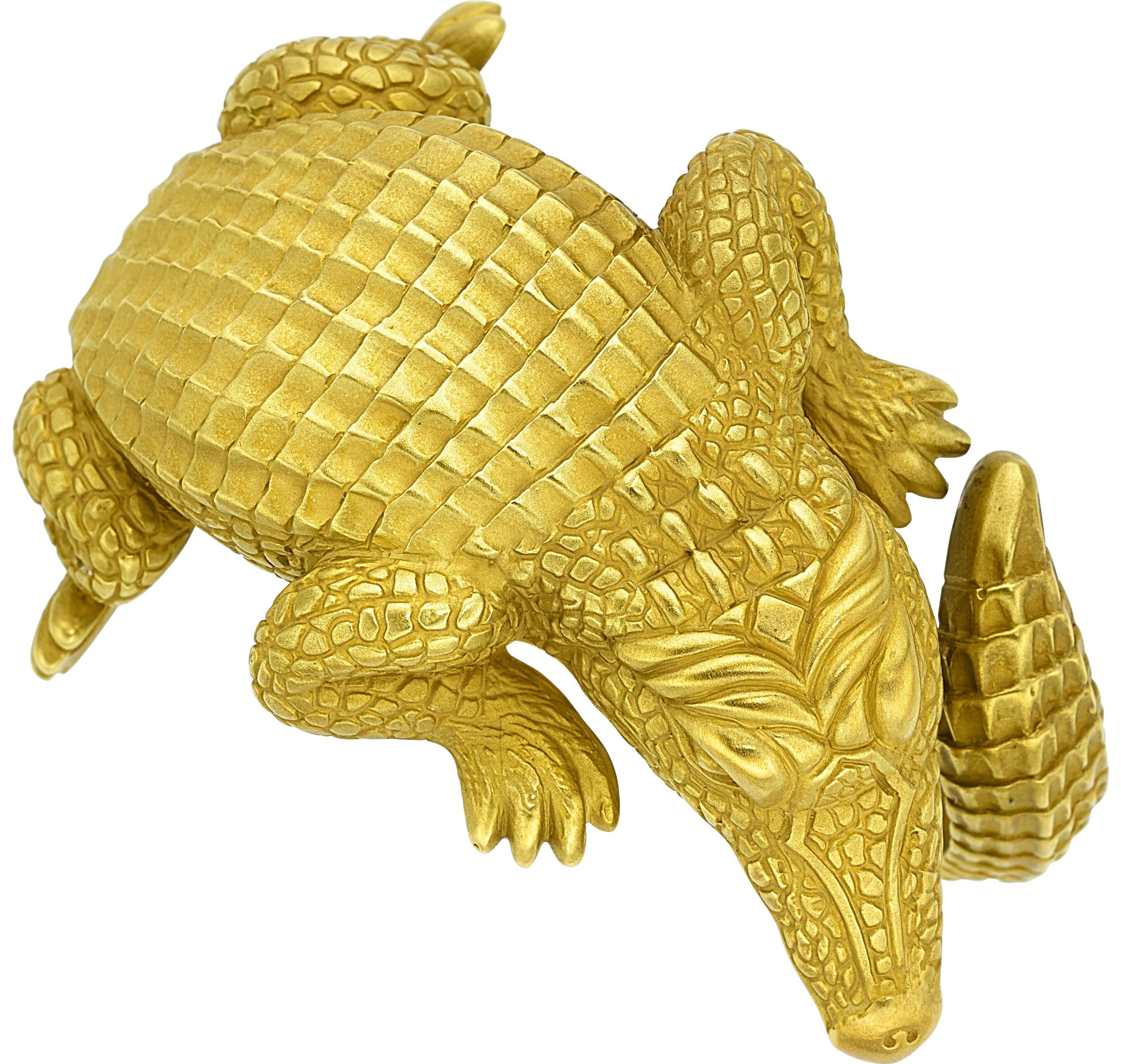 KIESELSTEIN-CORD Bracelet manchette en or jaune 18k avec charnière en alligator, taille 5.5 en vente 1