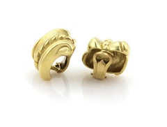 Kieselstein Cord 18K Yellow Gold Scroll Shell Clip On Earrings