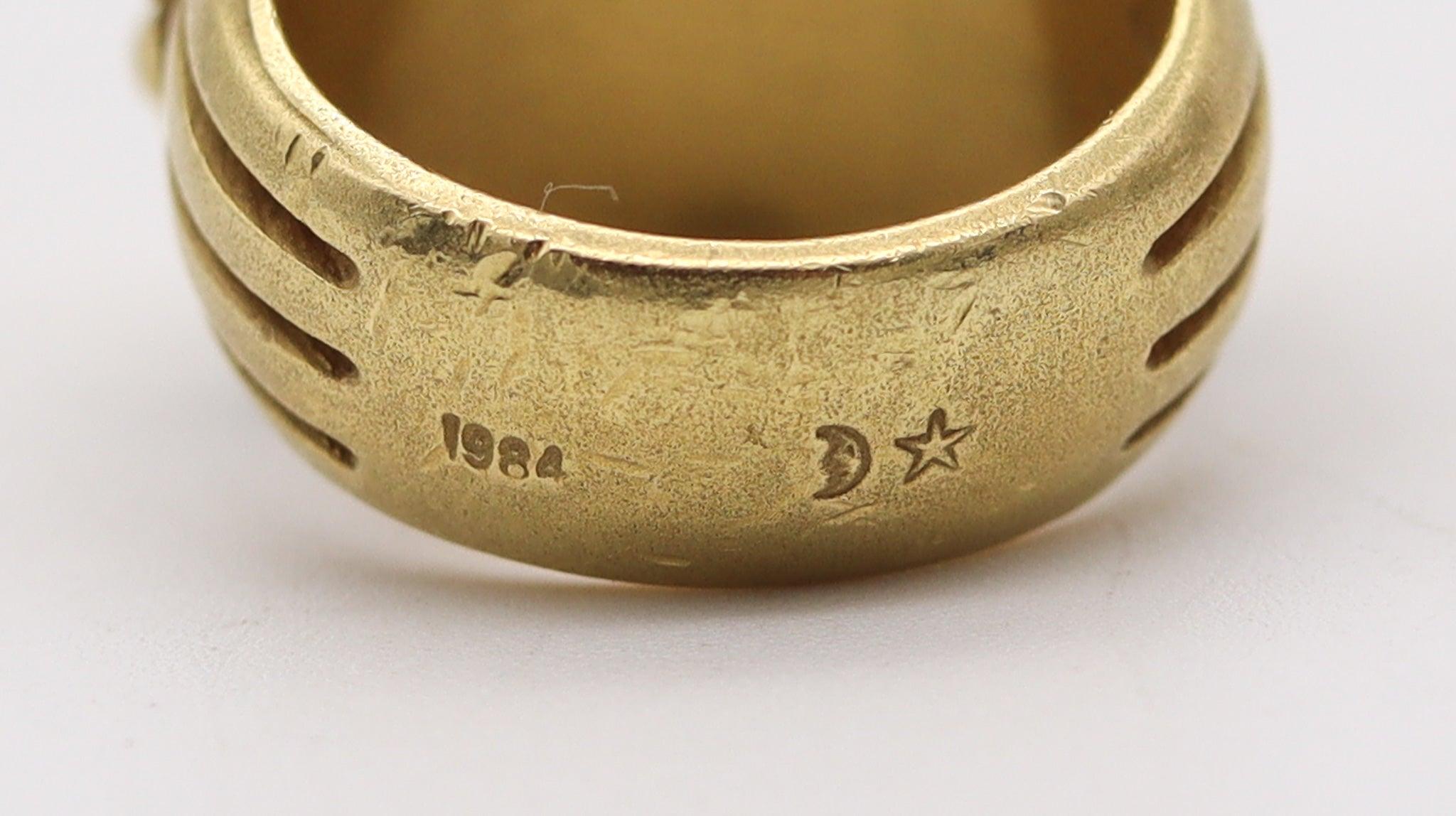 KIESELSTEIN CORD 1984 Signet Intaglio Ring In 18Kt Yellow Gold With Bloodstone For Sale 1