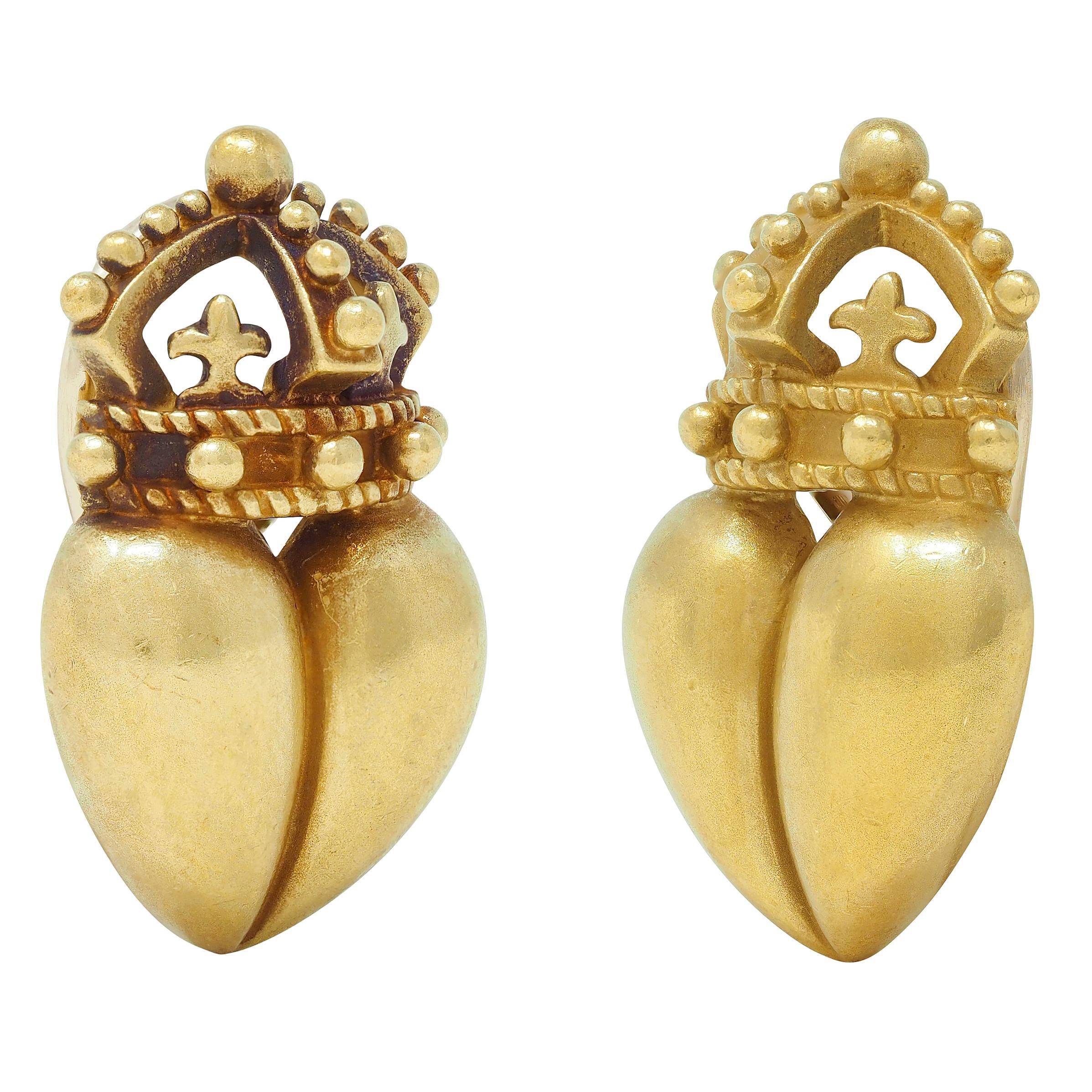 Kieselstein Cord 1987 18 Karat Yellow Gold Crown & Heart Vintage Earrings For Sale 1