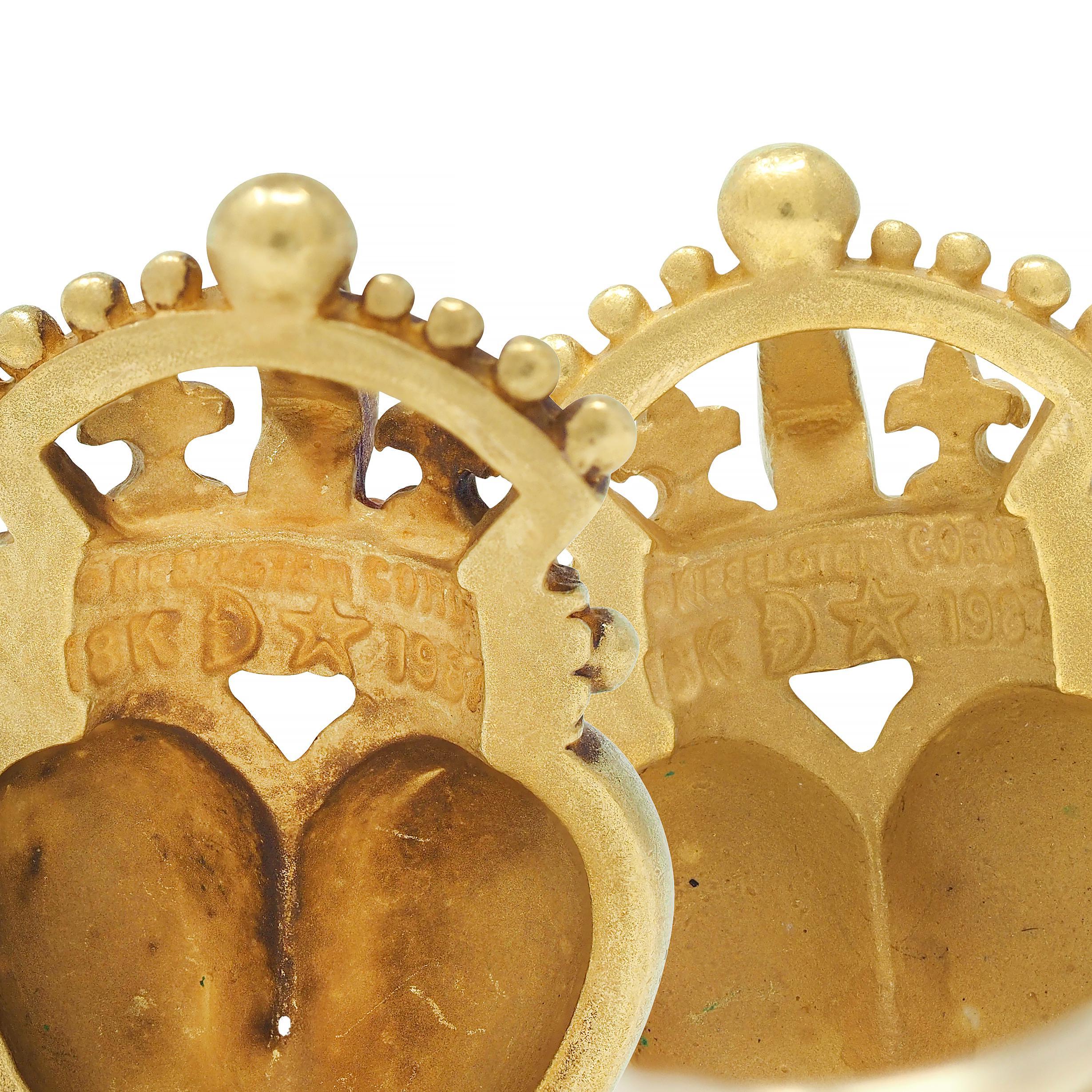 Kieselstein Cord 1987 18 Karat Yellow Gold Crown & Heart Vintage Earrings For Sale 4