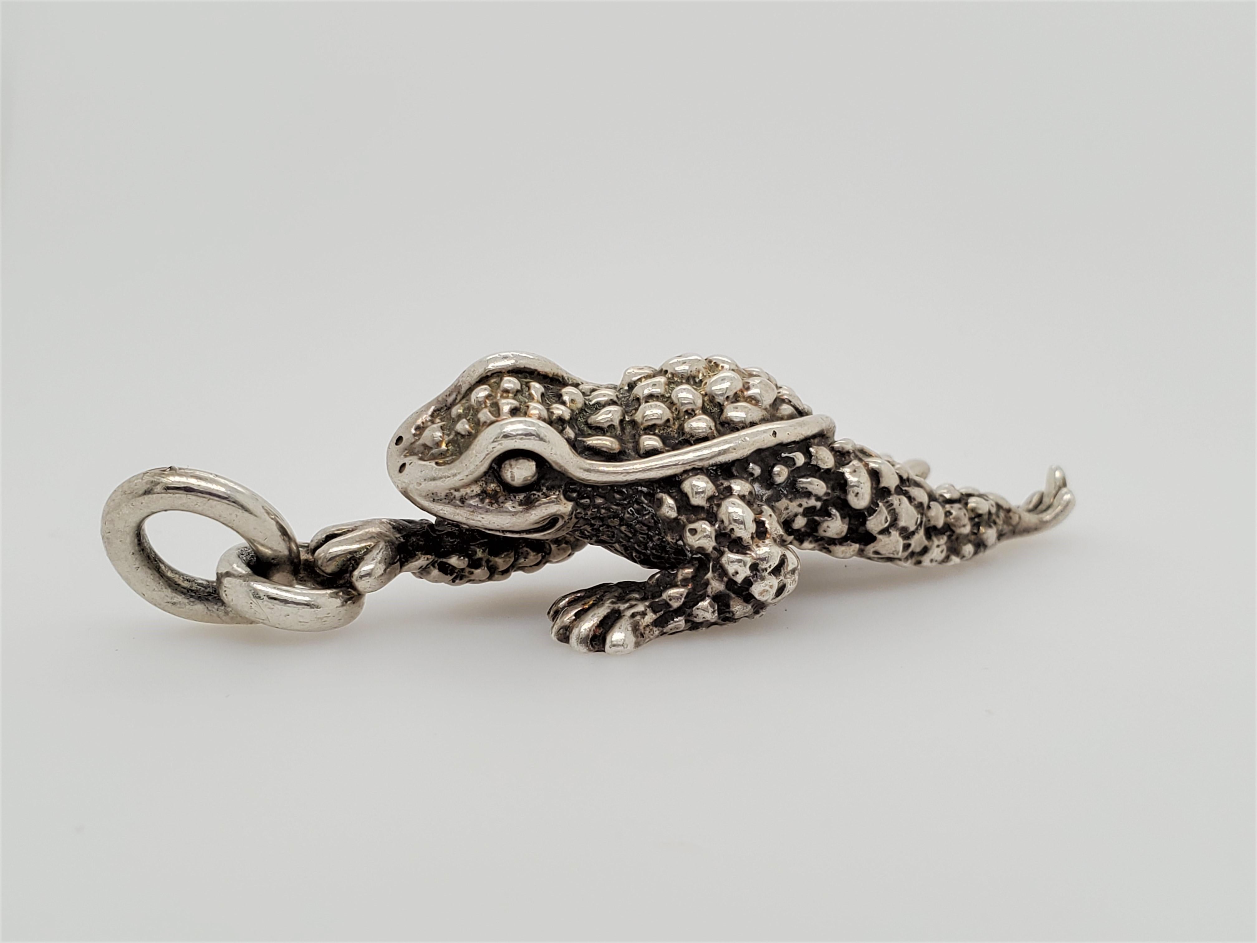 Kieselstein-Cord Adorable Sterling Silber Vintage Frosch Anhänger im Zustand „Hervorragend“ in Columbia, MO