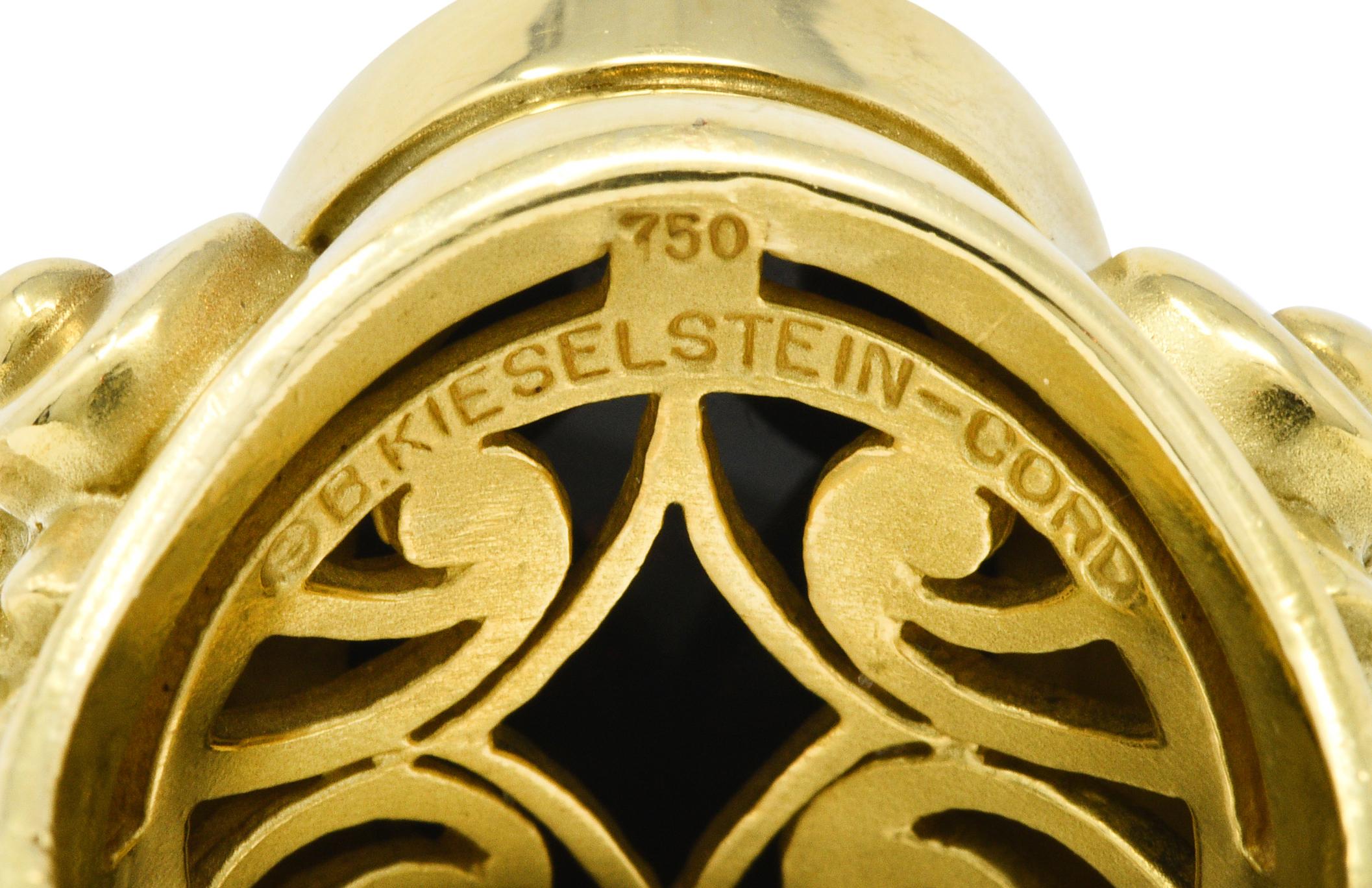 Kieselstein-Cord Bloodstone Intaglio 18 Karat Gold Signet Ring In Excellent Condition In Philadelphia, PA