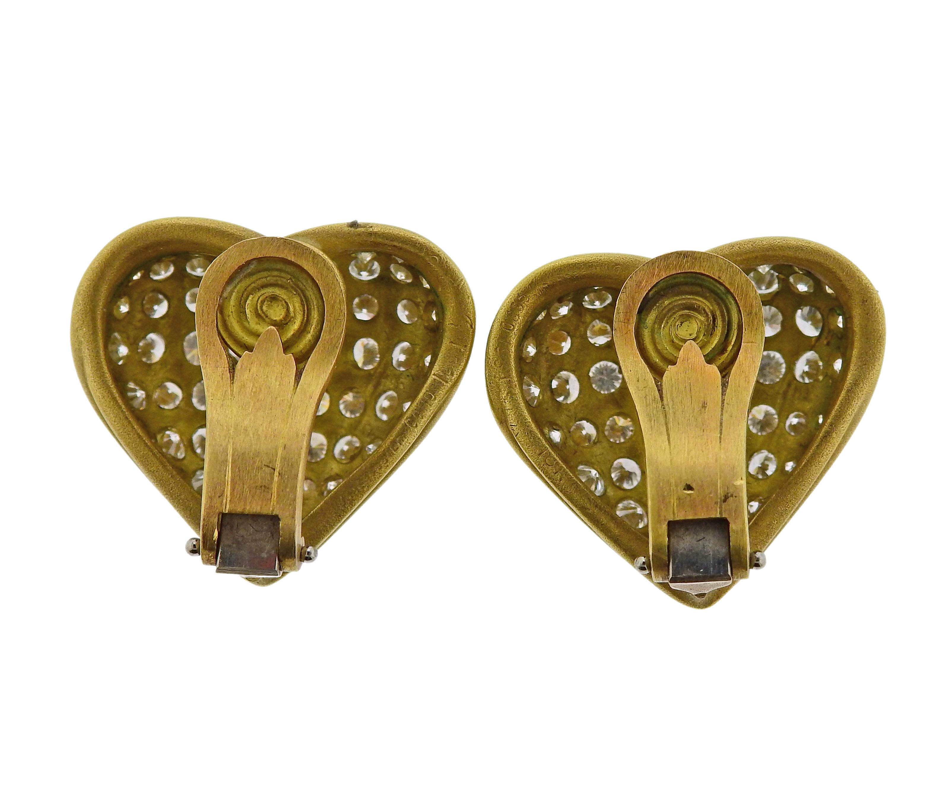 Kieselstein Cord Diamond Gold Heart Earrings In Excellent Condition In New York, NY