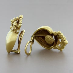 Kieselstein-Cord Diamond Gold "Royal Heart" Earrings