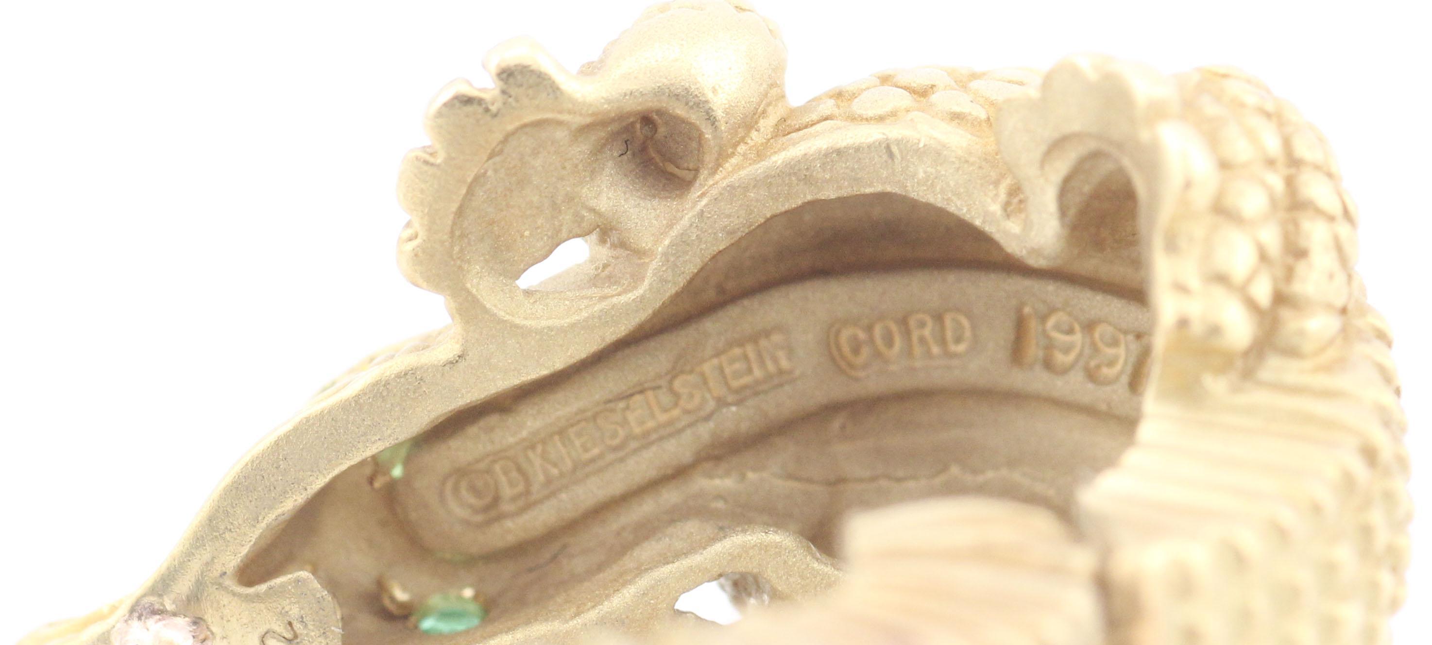 KIESELSTEIN-CORD Boucles d'oreilles Emeraude en or jaune 18k et Alligator en vente 6