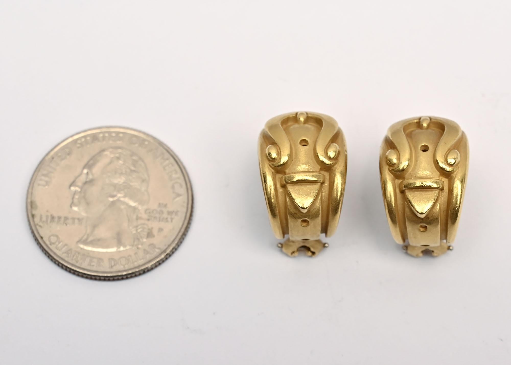 Kieselstein Cord-Ohrringe mit Goldschnalle im Zustand „Hervorragend“ im Angebot in Darnestown, MD