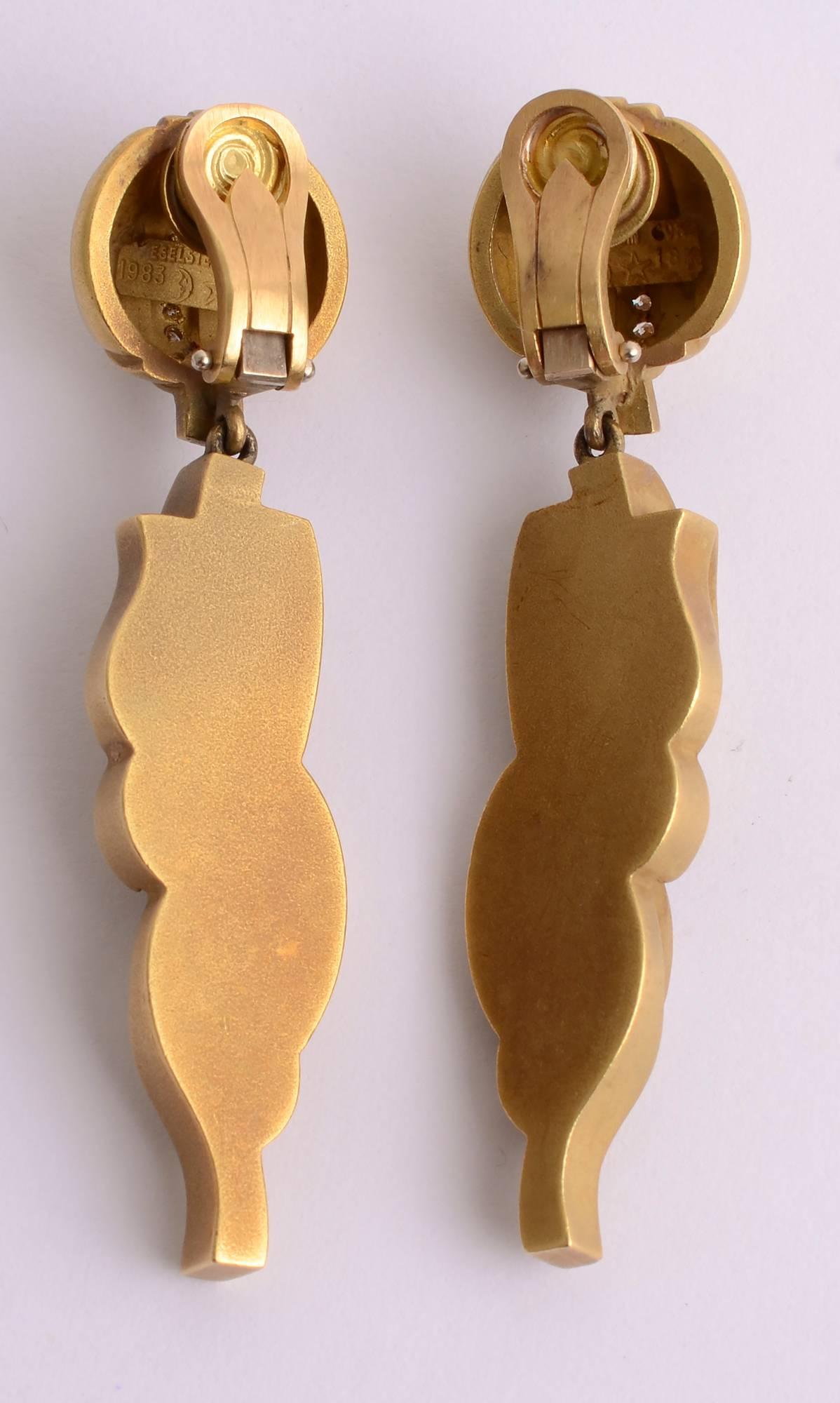 Kieselstein Cord Gold Drop Earrings with Diamonds In Excellent Condition In Darnestown, MD