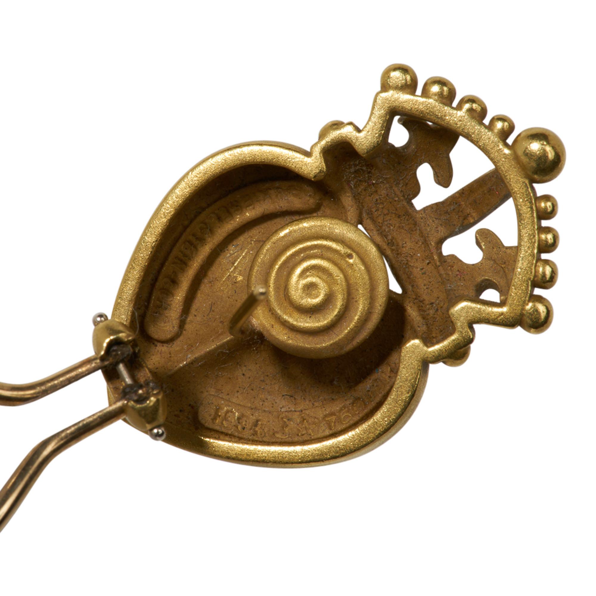 Kieselstein-Cord ikonische Herzkrone-Ohrringe aus Gold im Angebot 1