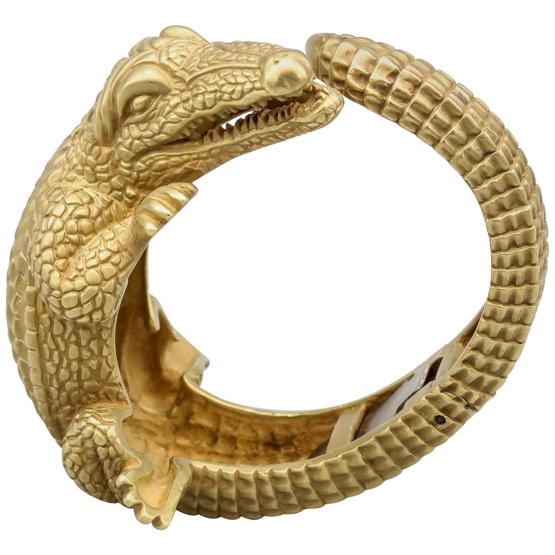 Kieselstein-Cord Large 18 Karat Gold Alligator Cuff Bracelet