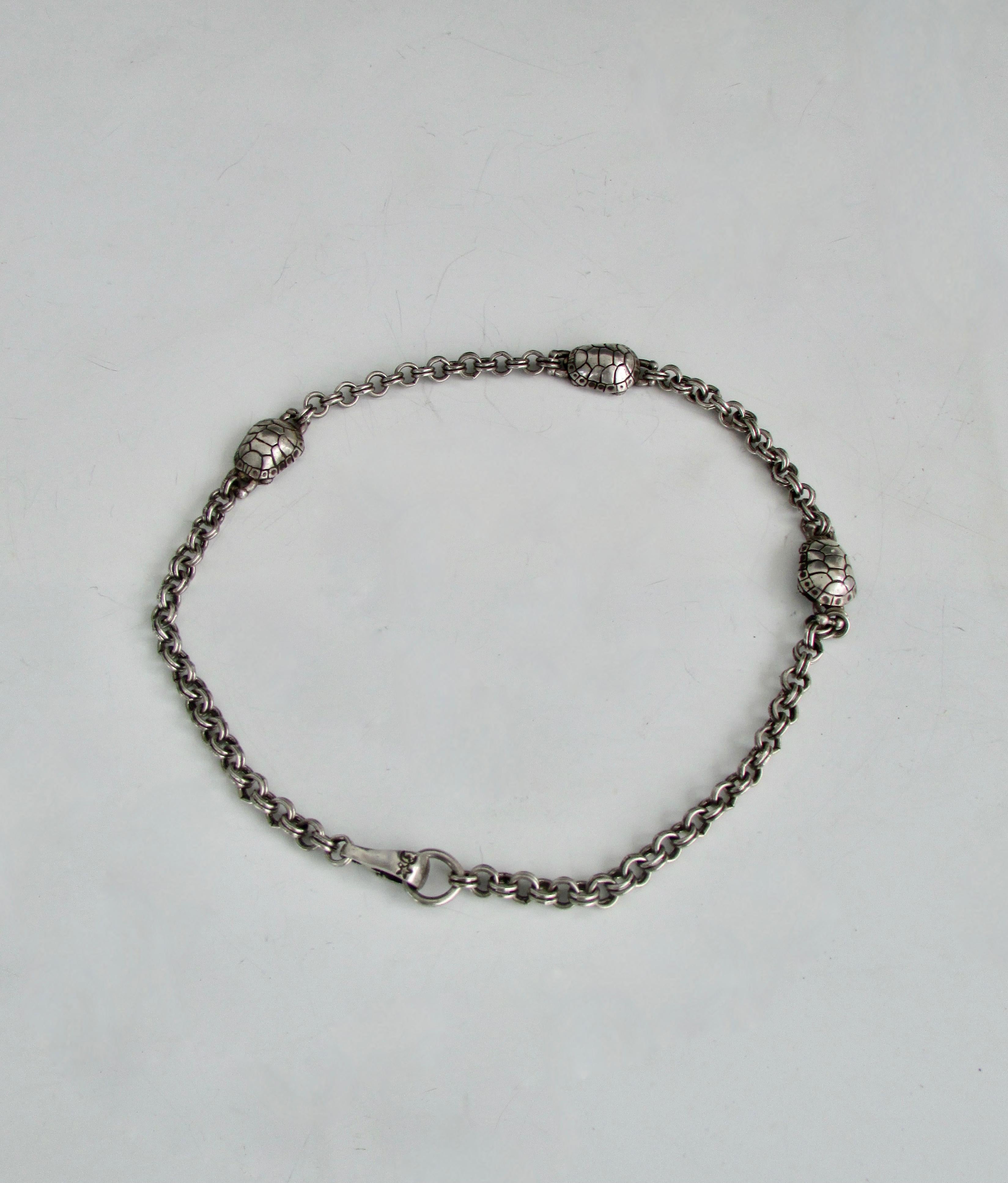 Kieselstein Cord Sterling Silver Turtle Necklace In Good Condition For Sale In Ferndale, MI