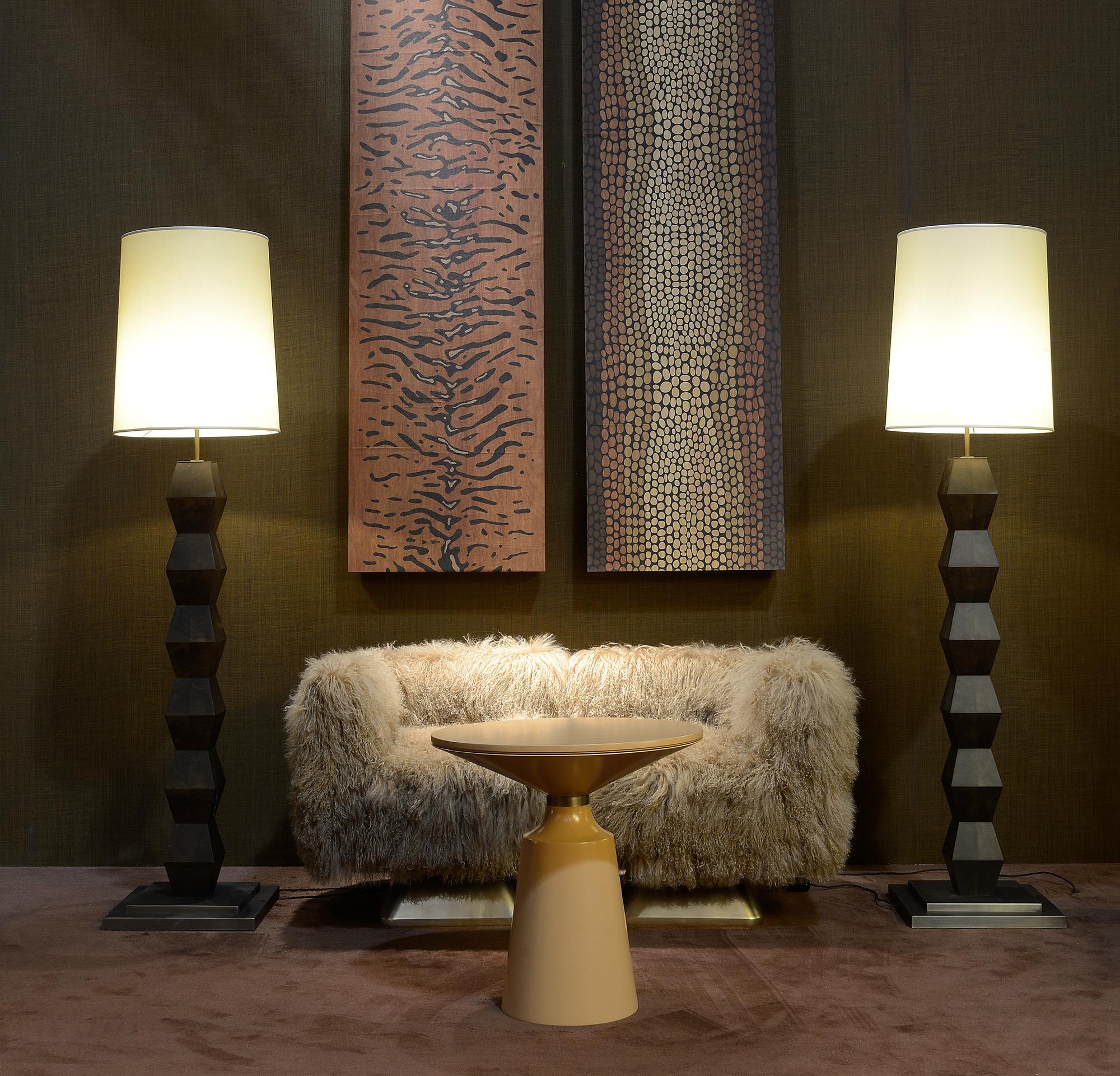 Italian Kigelia Floor Lamp in Walnut with base in bronzed brass by Lorenza Bozzoli For Sale