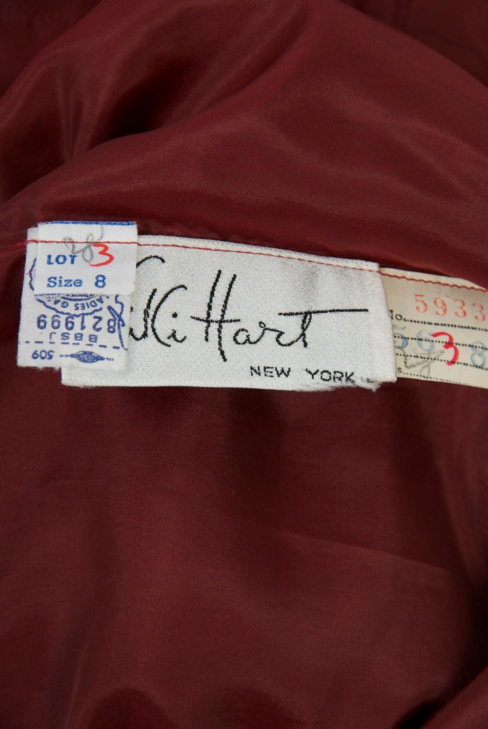 Kiki Hart Vestido de terciopelo burdeos en venta 5