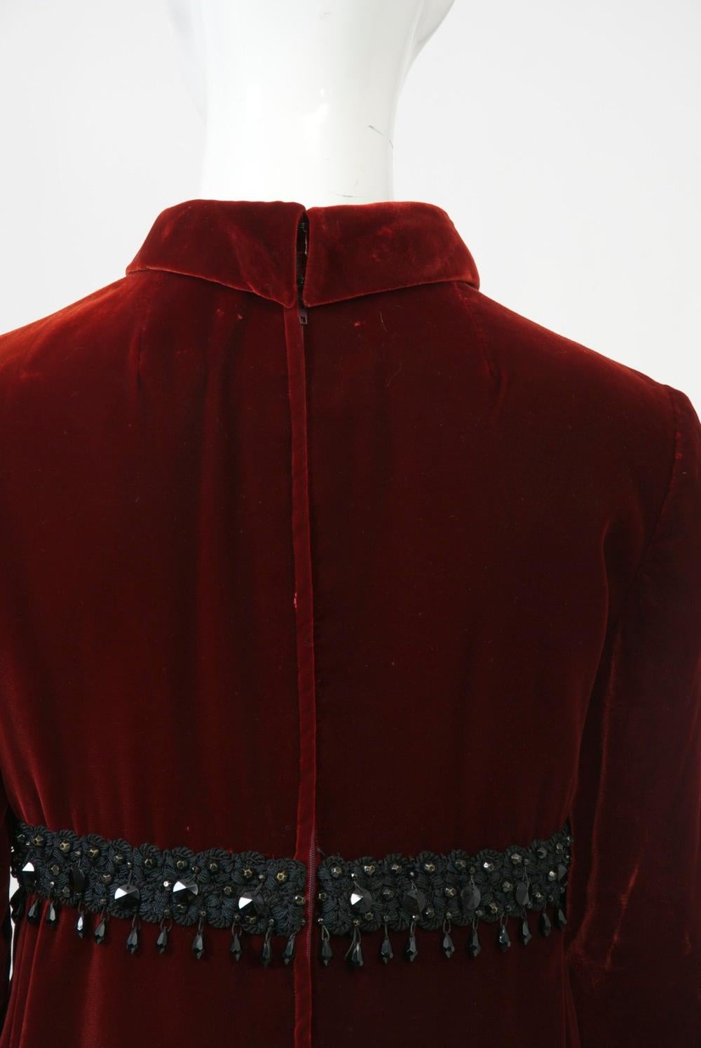 Kiki Hart Burgundy Velvet Dress In Good Condition For Sale In Alford, MA